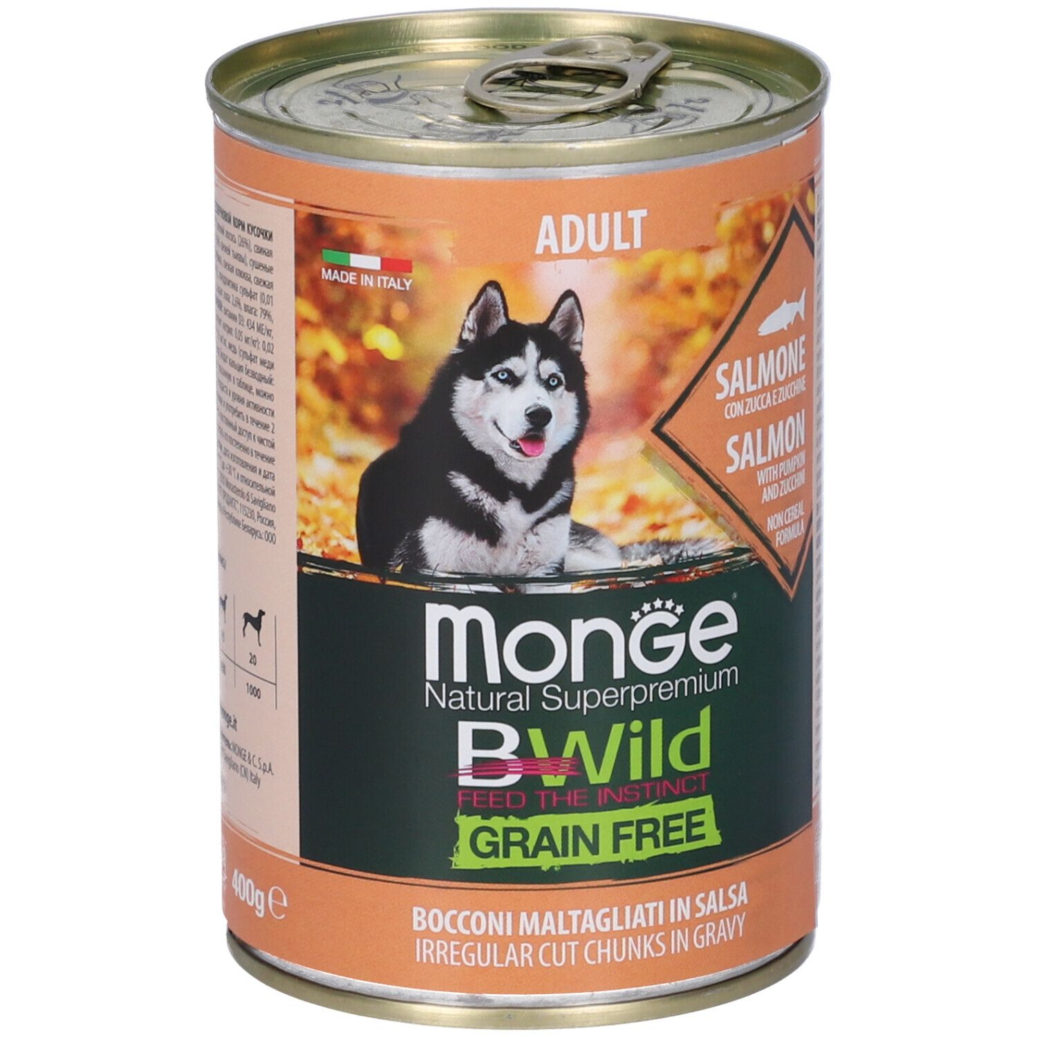Lattina di cibo per cani. Scritta: Monge BWild Grain Free, Adult, salmone con zucca e zucchine. Foto di cane.