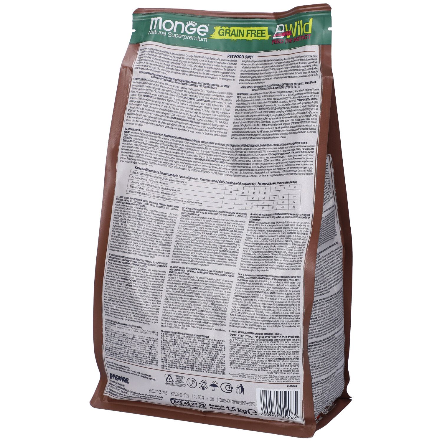 Retro del sacco di cibo per gatti Monge BWild. Testo e informazioni nutrizionali. Confezione marrone e verde.