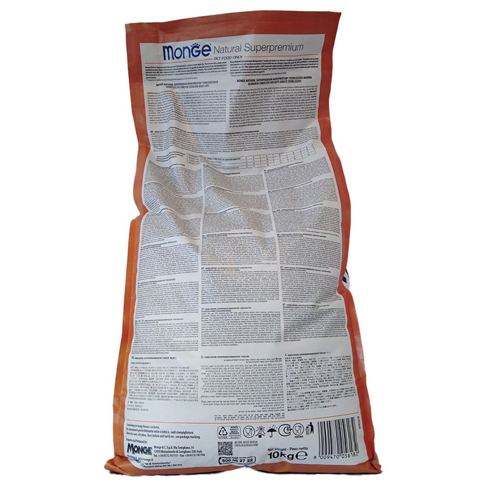 Retro del sacchetto di cibo per gatti Monge Natural Superpremium, Monoproteico Anatra, 10 kg. Testo e codice a barre.