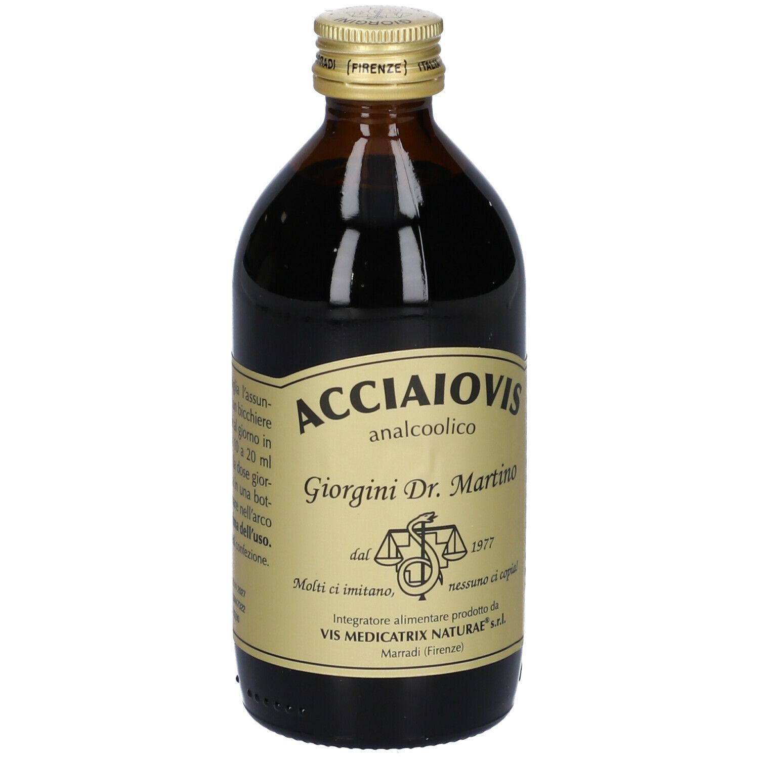 Bottiglia di vetro marrone con etichetta dorata. Scritta: Acciaiovis analcoolico, Giorgini Dr. Martino. Tappo dorato. Etichetta con simbolo della bilancia.