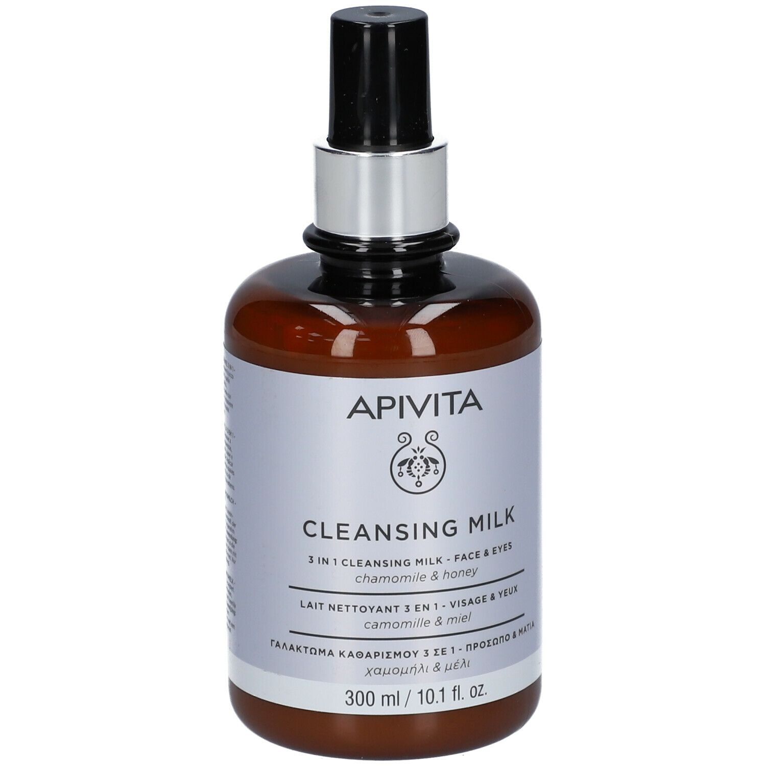 Flacone marrone con collo argentato e spray nero. Scritta: APIVITA, Cleansing Milk, 3 in 1, camomilla e miele.