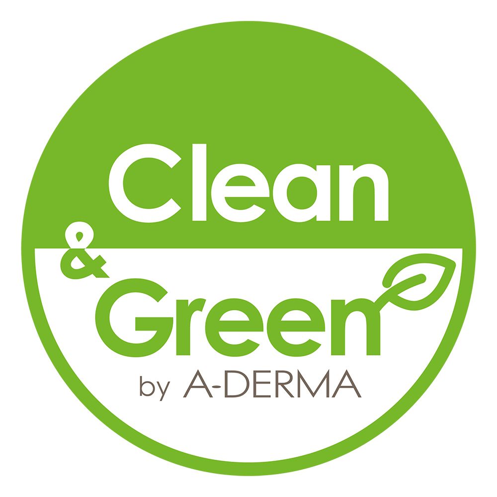 Logo rotondo 'Clean & Green' di A-DERMA. Sfondo verde, testo bianco.