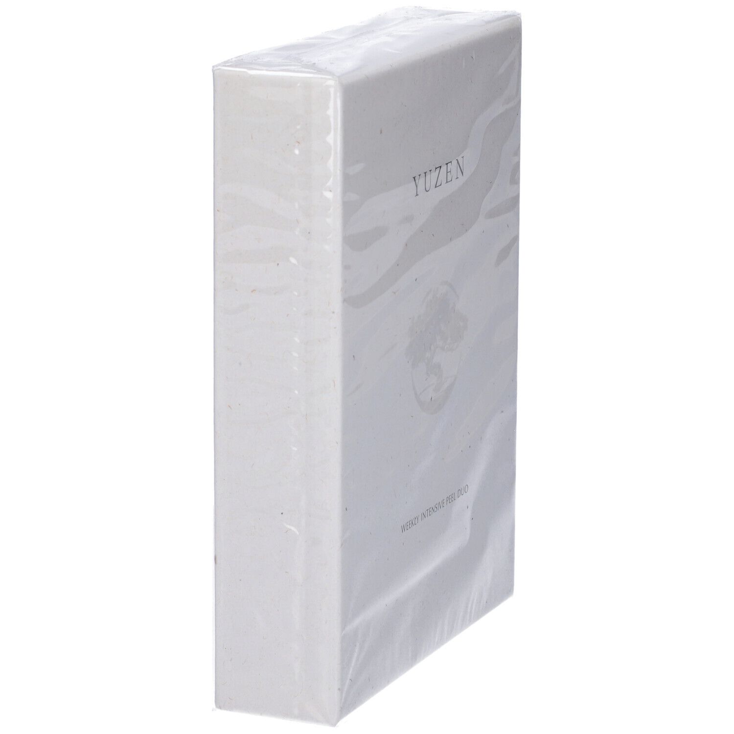 Scatola bianca, logo Yuzen, grafica albero, scritta "Weekly Intensive Peel Duo". Confezionata in plastica.