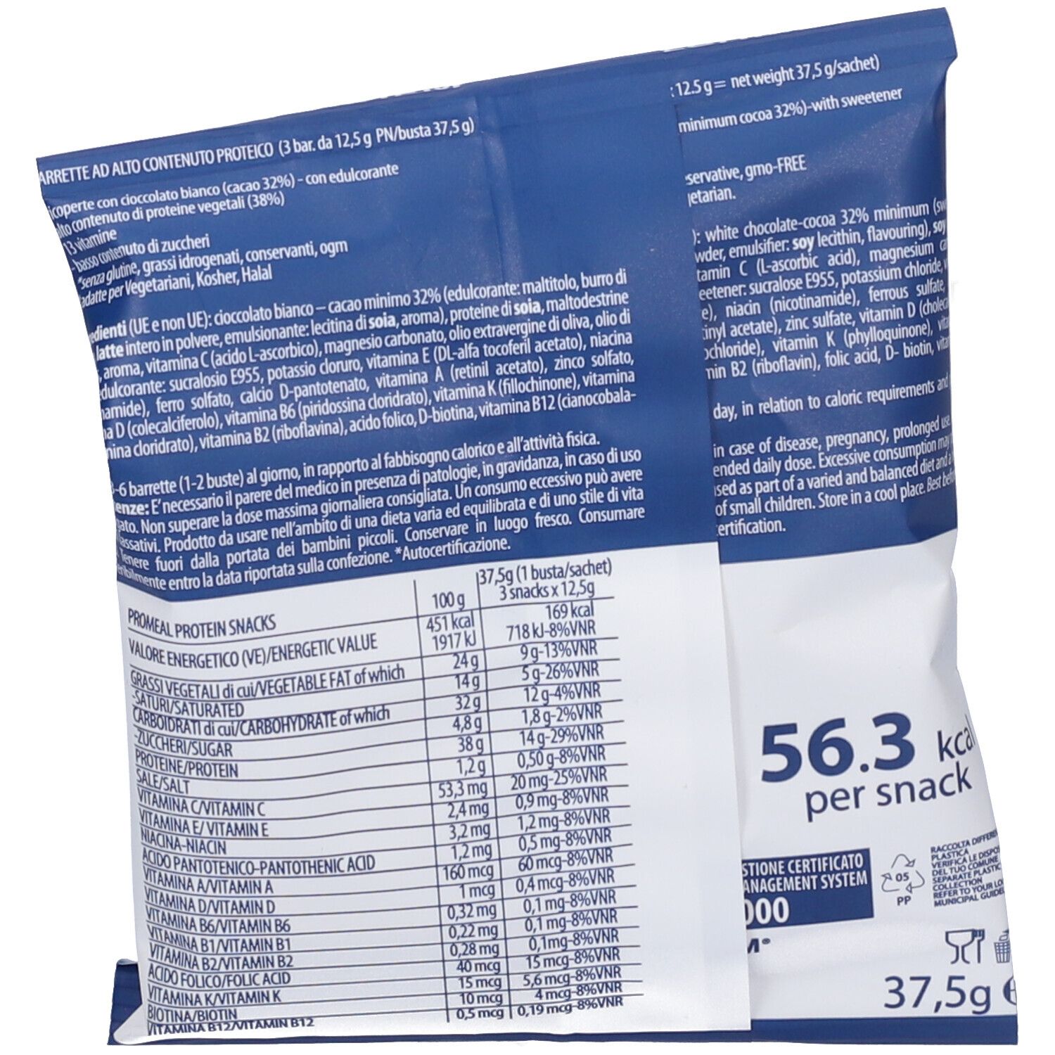 Retro della confezione di snack proteici. Contiene informazioni nutrizionali e lista ingredienti. Marchi di certificazione e testo.