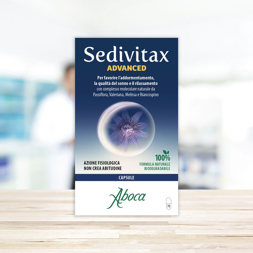 Confezione Sedivitax Advanced. Marchio Aboca. Scatola blu con informazioni sul prodotto.
