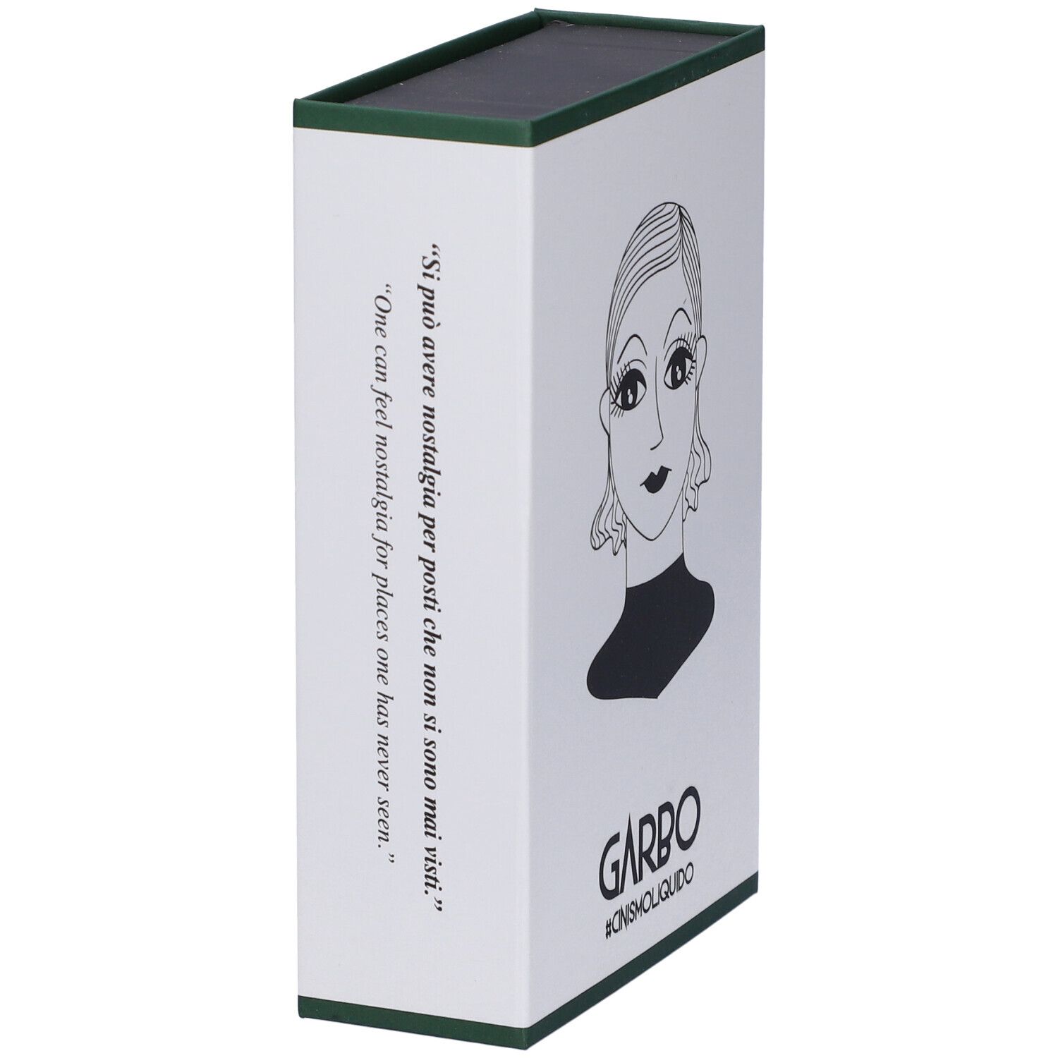 Scatola bianca con bordi verdi. Sul lato, un volto in bianco e nero e la scritta GARBO. Citazione.