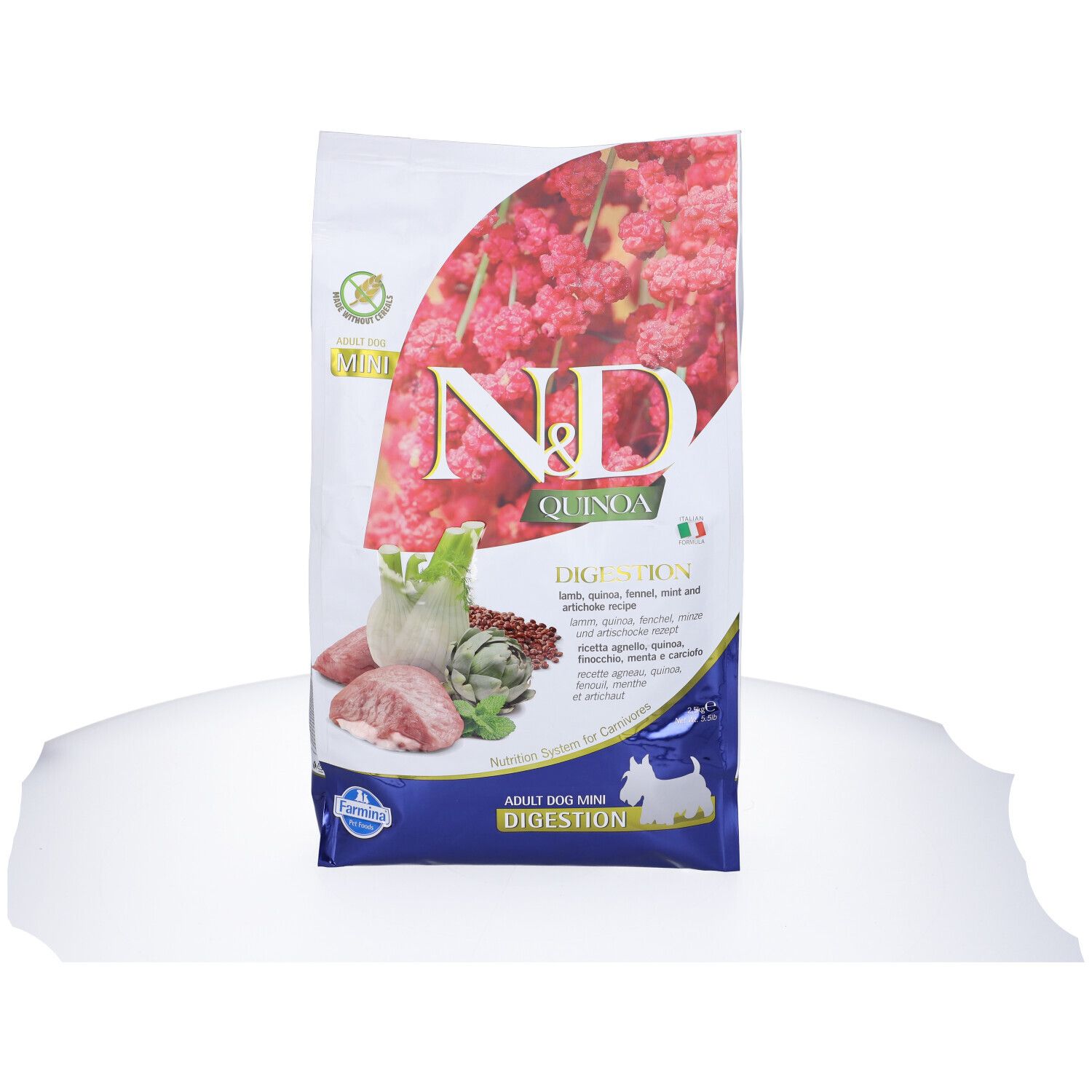 Confezione di cibo secco. Scritta: N&D Quinoa Digestion, ingredienti, Mini, Adult Dog. Immagine: agnello, finocchio, carciofo. Bandiera italiana.