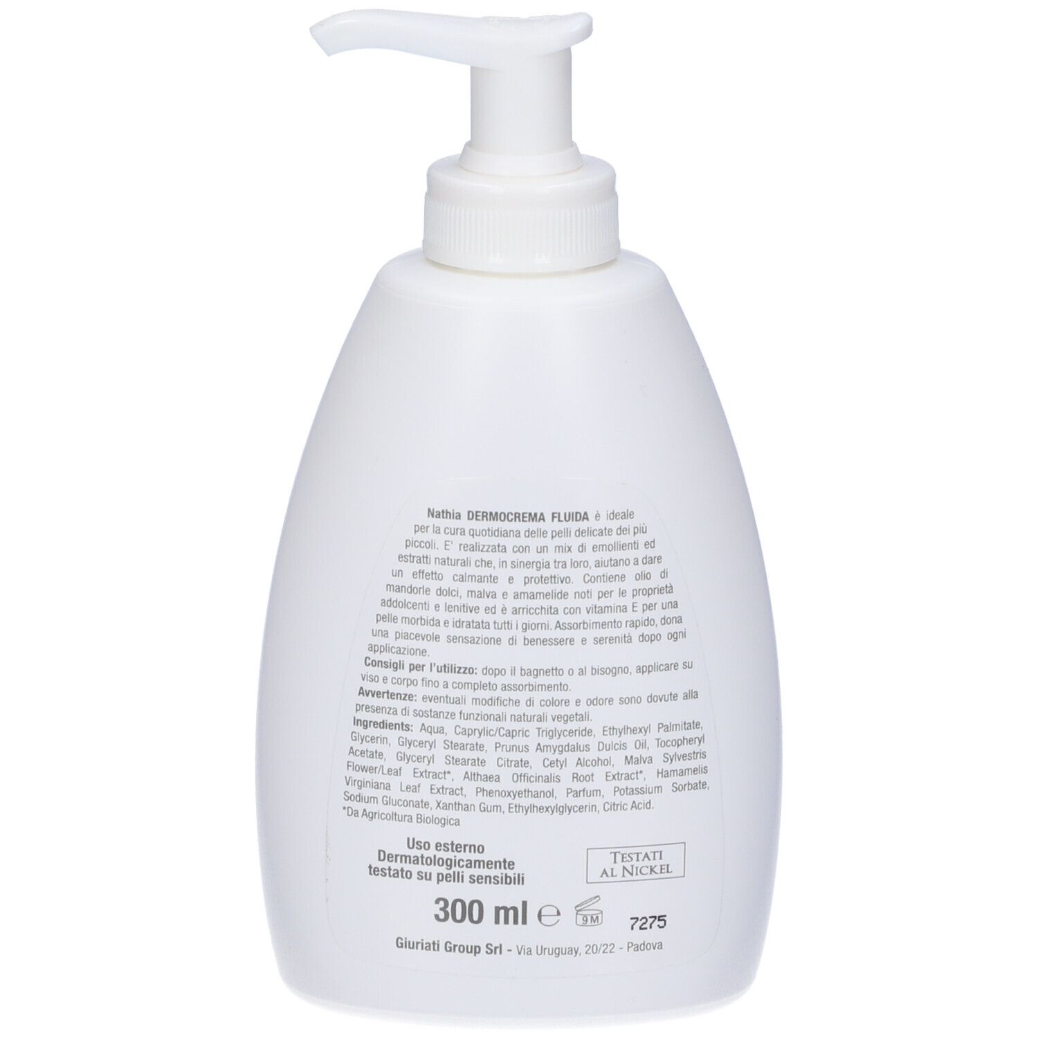 Retro di flacone bianco con dosatore a pompa. Testo: Nathia Dermocrema Fluida, ingredienti, consigli d'uso. 300 ml. Testato al nichel.