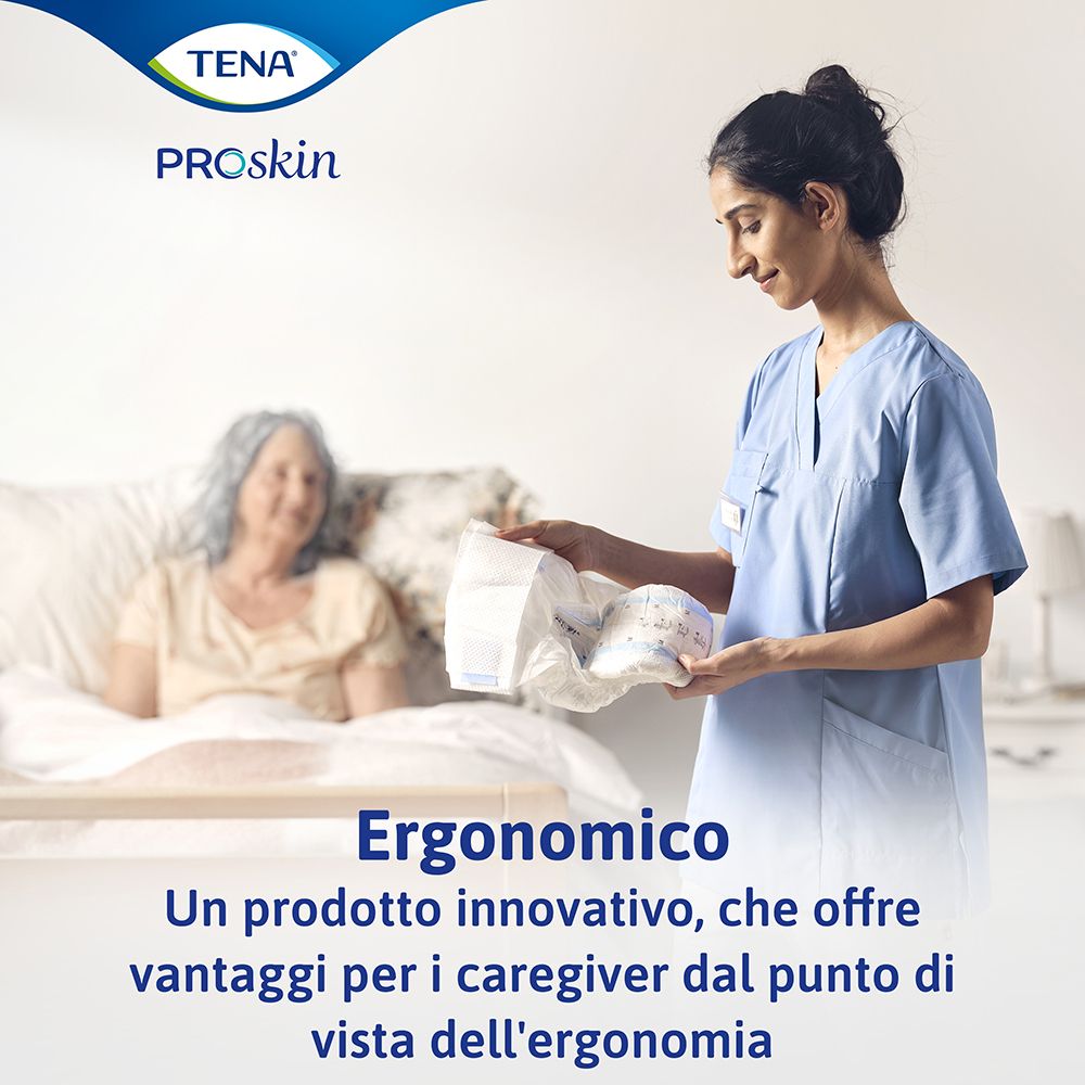 Un'infermiera tiene TENA Flex. Testo: Ergonomico. Una persona anziana è sdraiata a letto sullo sfondo.