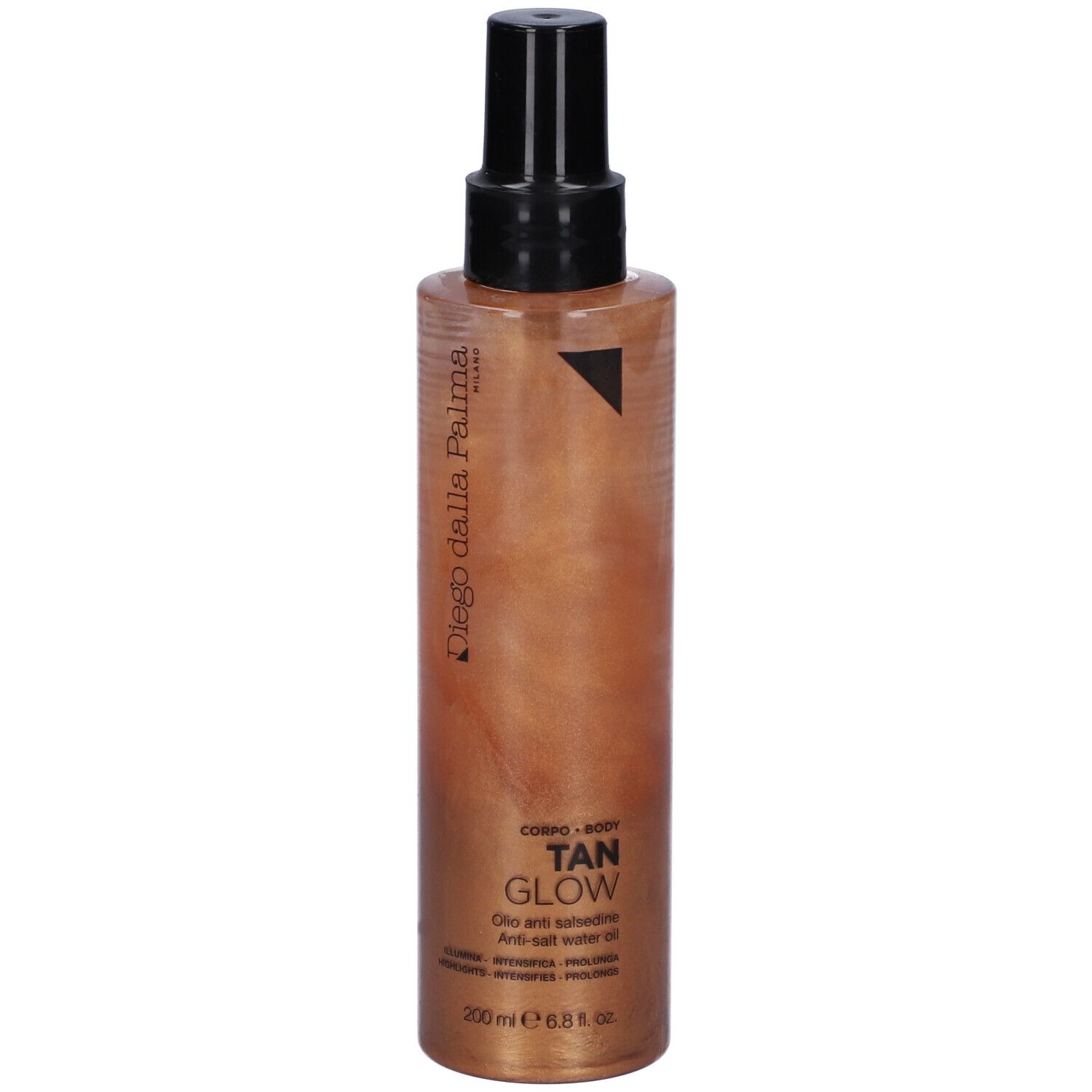 Flacone spray olio abbronzante. Olio dorato in flacone cilindrico con erogatore nero. Marchio e testo.