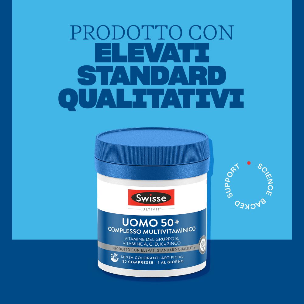 Flacone del Complesso Multivitaminico Swisse Uomo 50+ su sfondo blu con certificato di qualità.