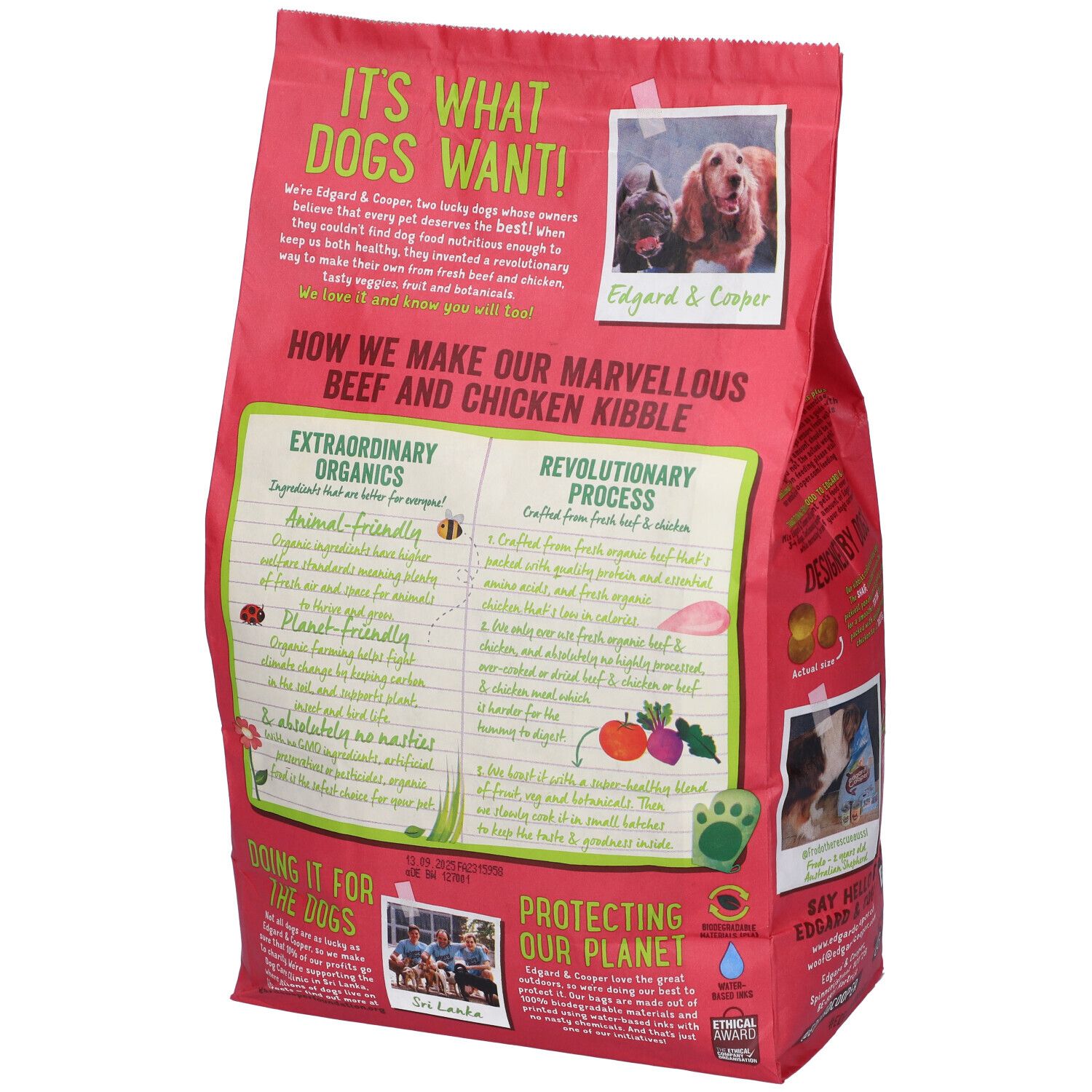 Confezione di cibo per cani, retro. Scritta: Edgard & Cooper. Cibo biologico per adulti. Illustrazioni.