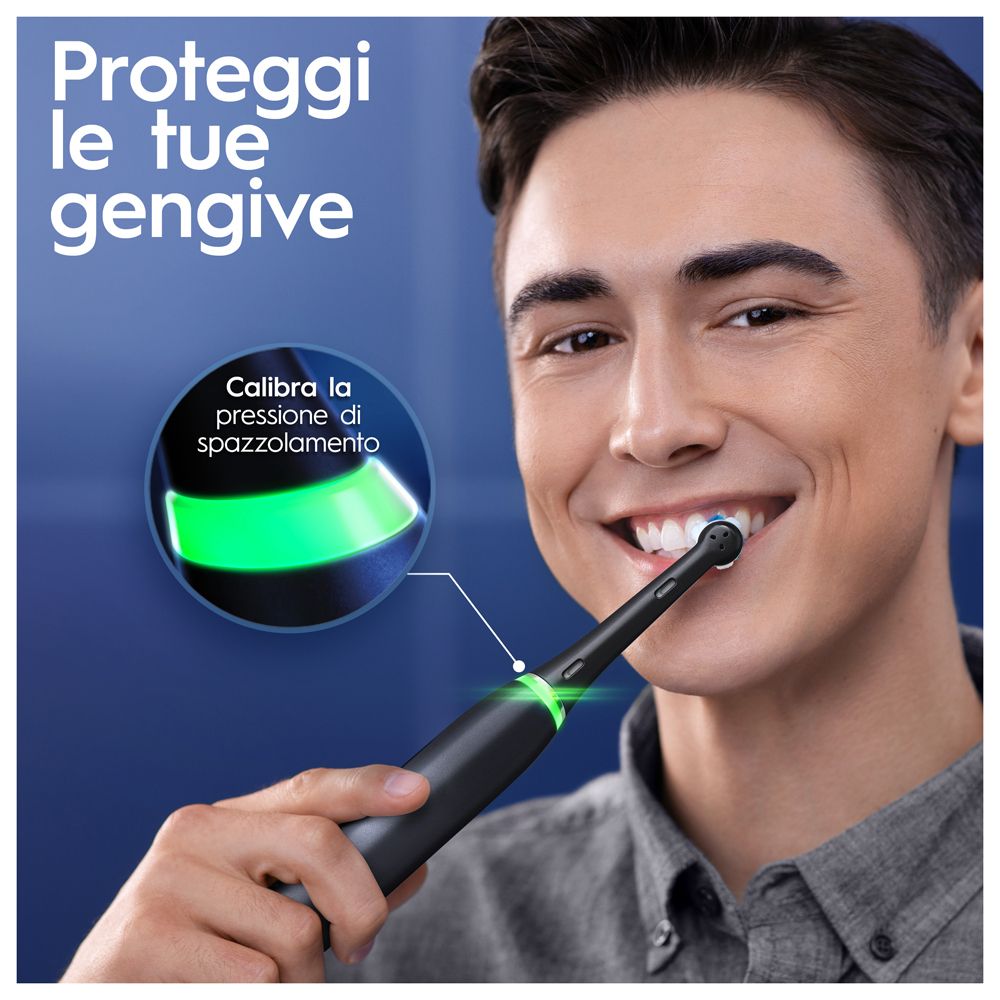 Oral-B iO6 Spazzolino Elettrico Ricaricabile Nero Con Custodia Da Viaggio