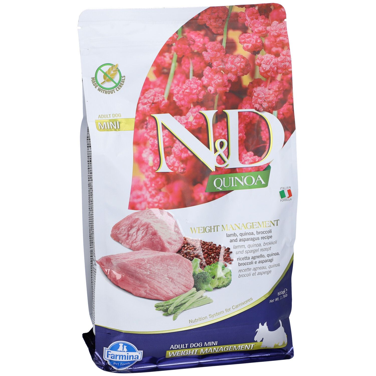 Confezione di cibo per cani. N&D Quinoa, gestione del peso. Ingredienti: agnello, quinoa, broccoli, asparagi. Bandiera italiana.