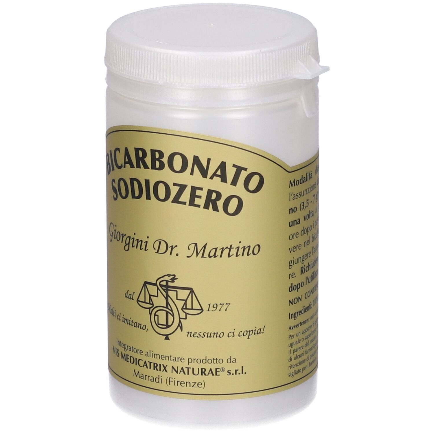 Barattolo bianco con coperchio. Etichetta con testo: Bicarbonato Sodiozero, Giorgini Dr. Martino. Sfondo dorato.