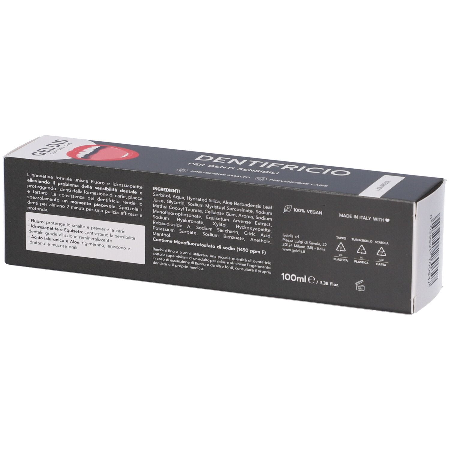 Scatola con testo e ingredienti. Sfondo nero, testo bianco. 100ml. Logo vegano.