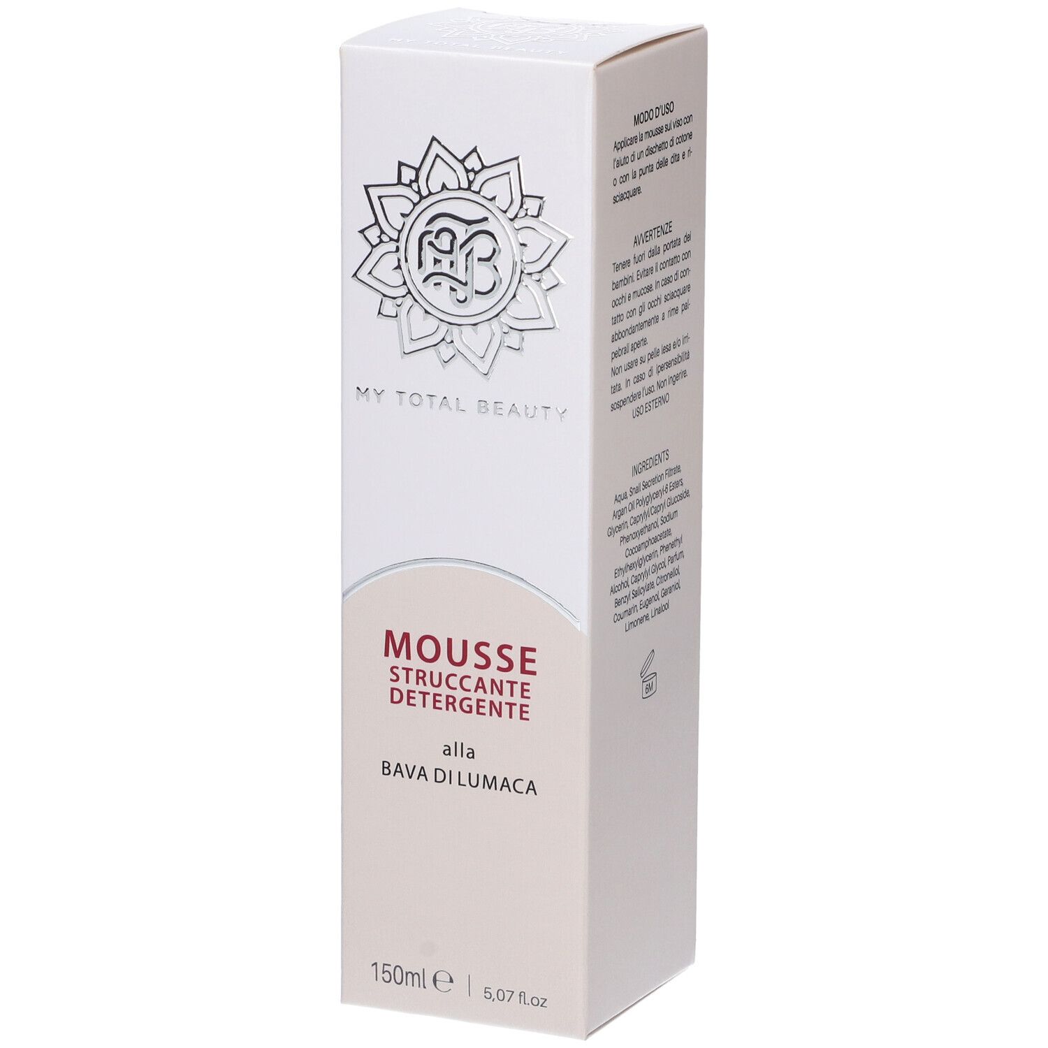 Confezione bianca. Scritta: MOUSSE STRUCCANTE DETERGENTE alla BAVA DI LUMACA. Logo. 150ml. Testo.