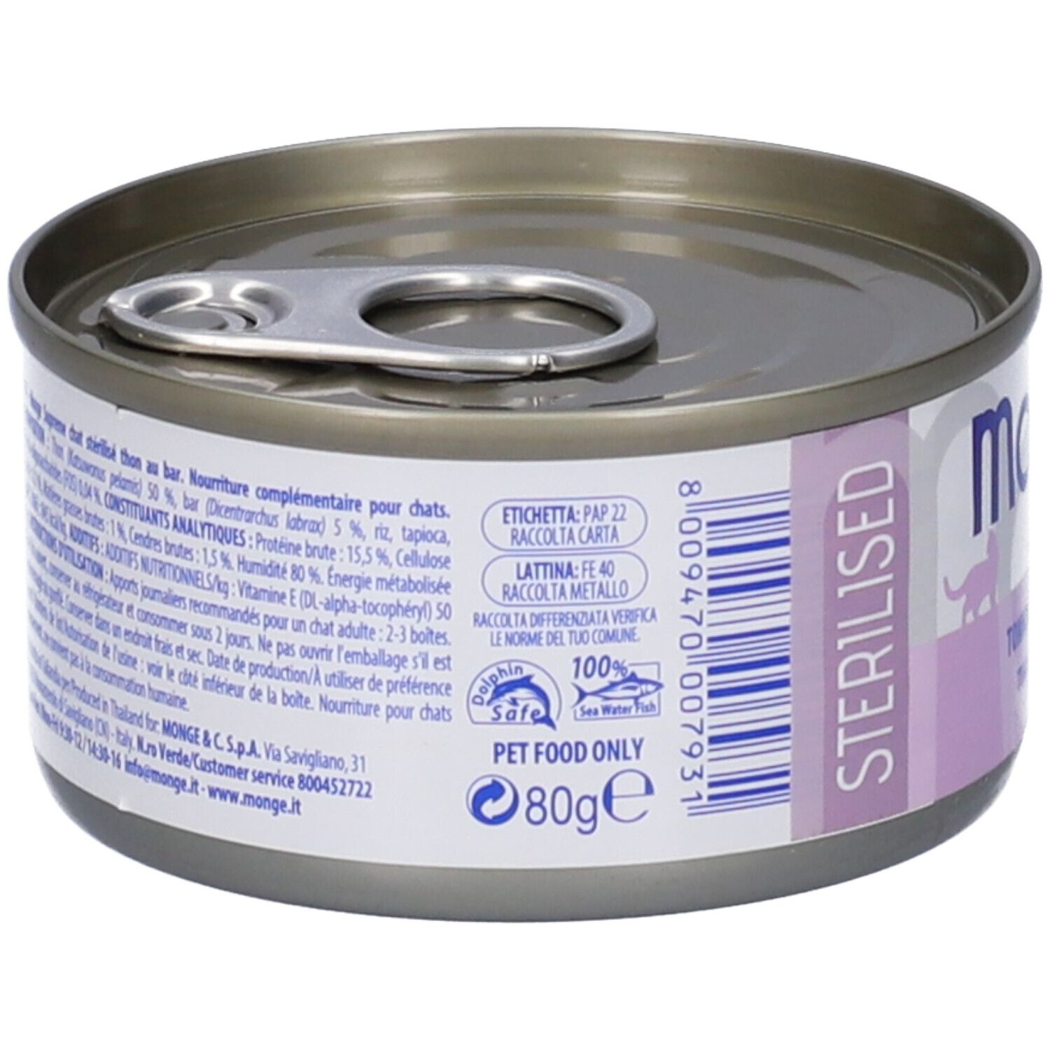 Retro della lattina di cibo per gatti. Contiene informazioni sugli ingredienti, il peso e il riciclaggio.