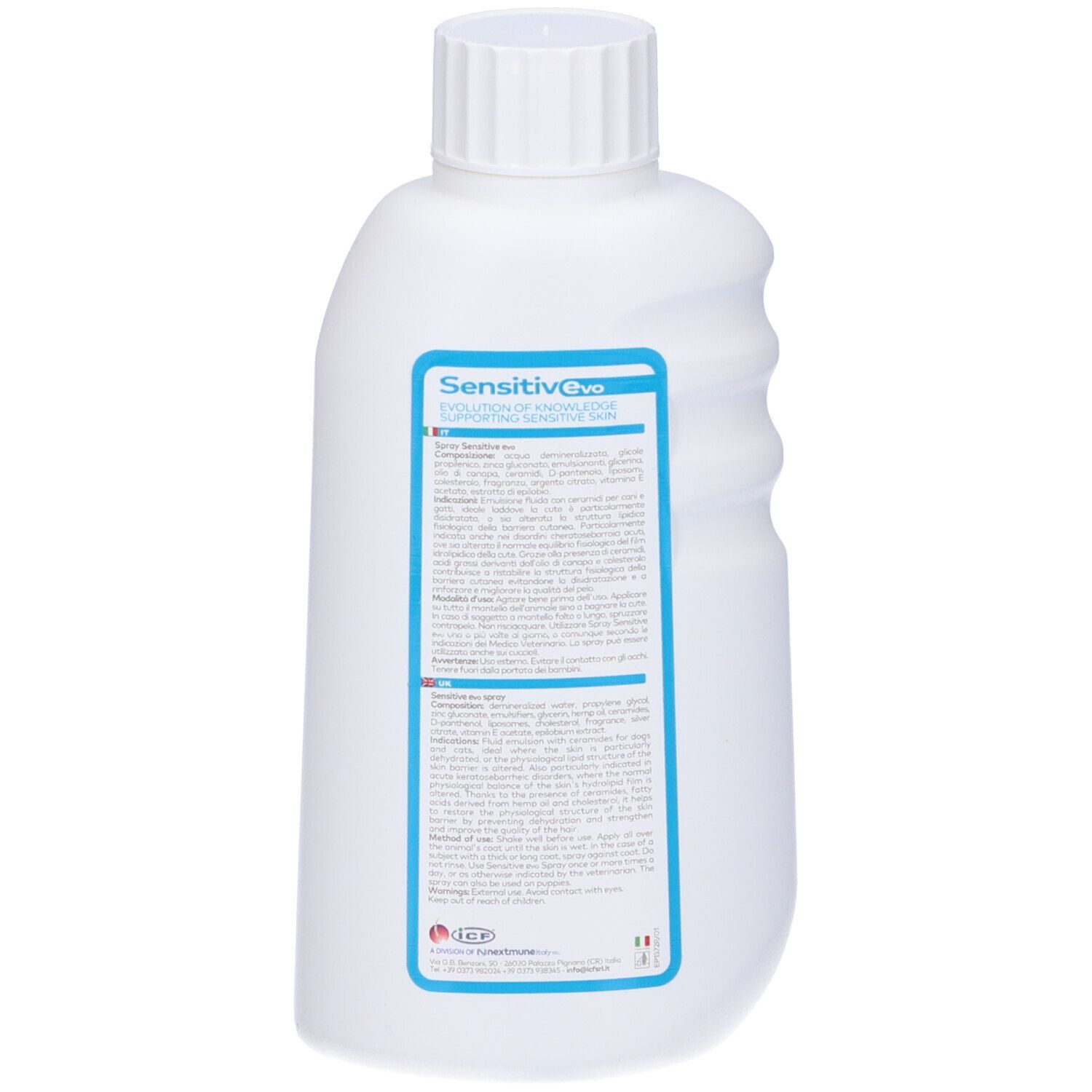 Flacone bianco Sensitiv Evo Spray con tappo bianco. Testo: Emulsione per cani e gatti con cute disidratata. 200 ml.