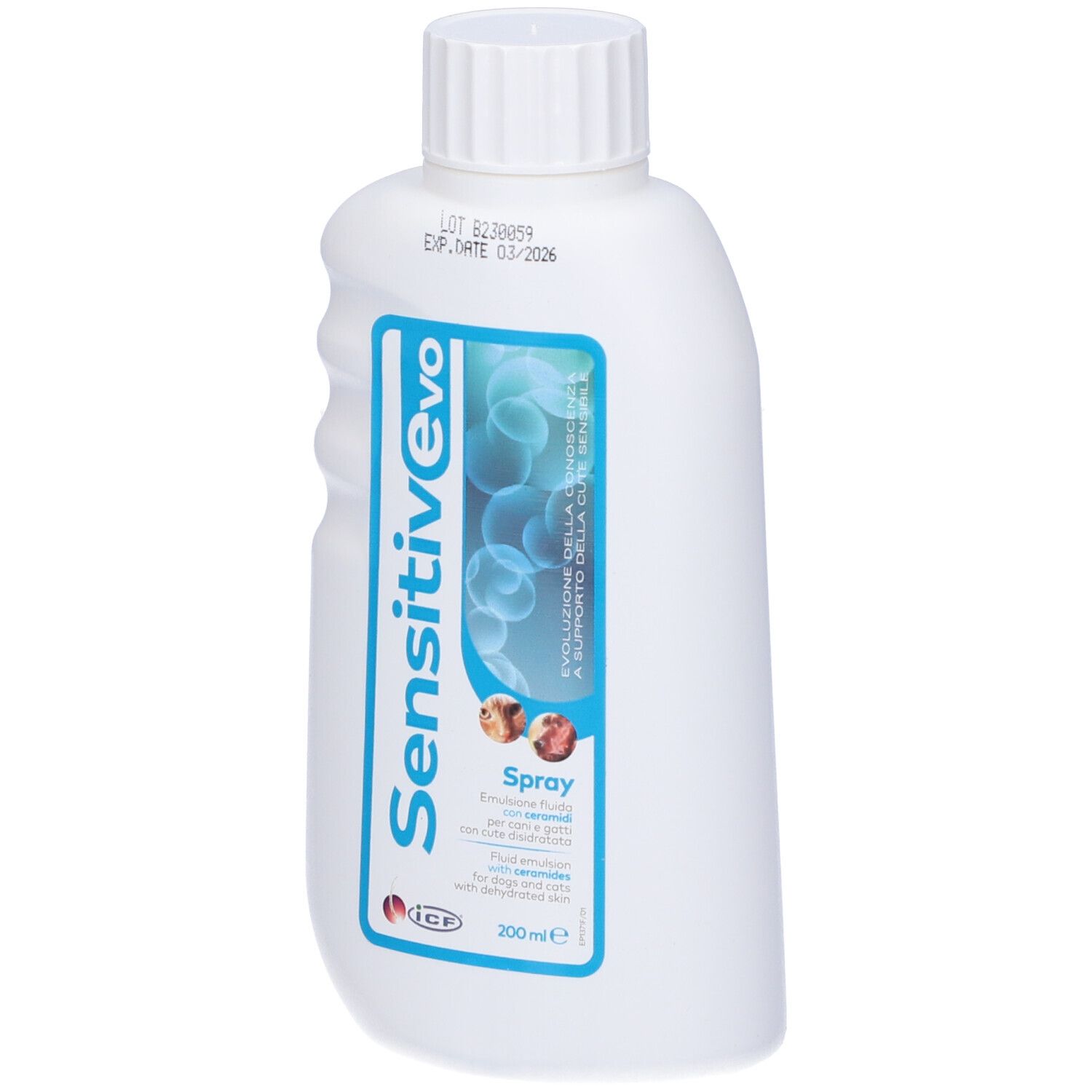 Flacone bianco Sensitiv Evo Spray con tappo bianco. Testo: Emulsione per cani e gatti con cute disidratata. 200 ml.