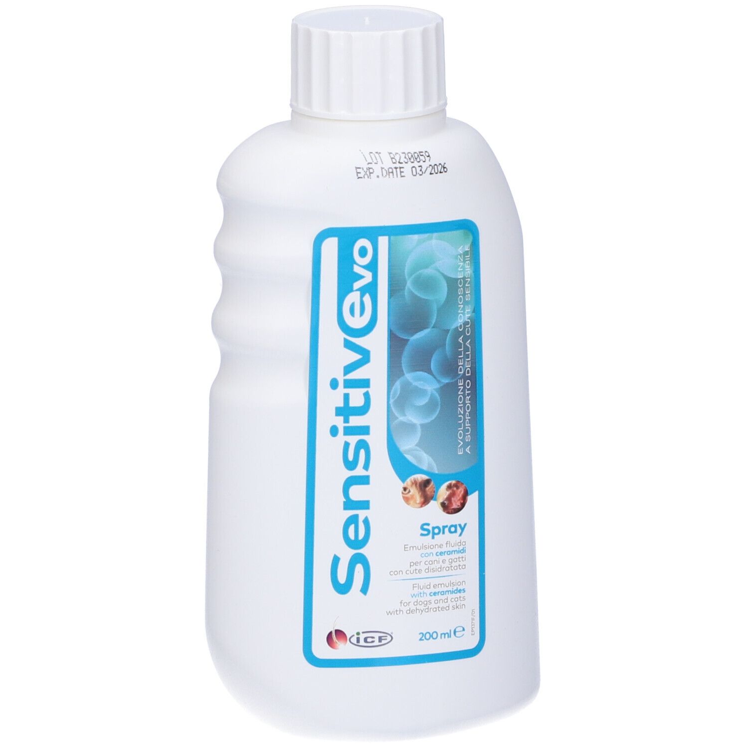 Flacone bianco Sensitiv Evo Spray con tappo bianco. Testo: Emulsione per cani e gatti con cute disidratata. 200 ml.