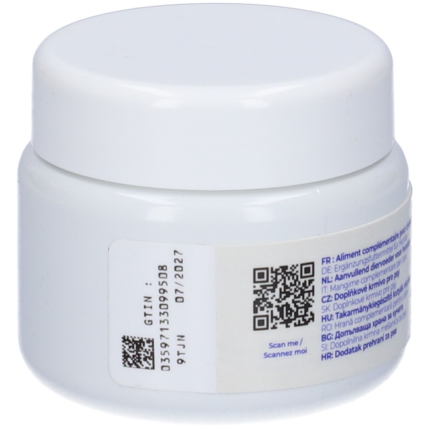 Primo piano del contenitore bianco. Codice QR e codice GTIN sull'etichetta. Scadenza 07/2027.