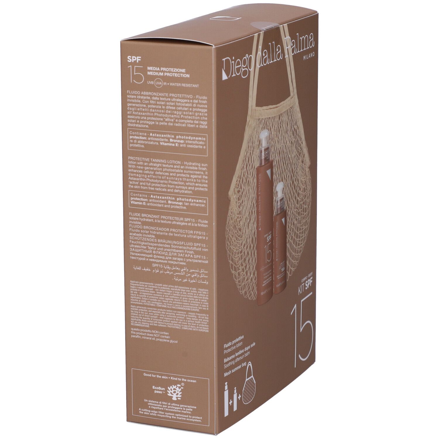 Confezione Kit Corpo SPF15, vista laterale. Testo: SPF15, nome prodotto. Contiene flaconi, borsa. Sfondo: borsa.