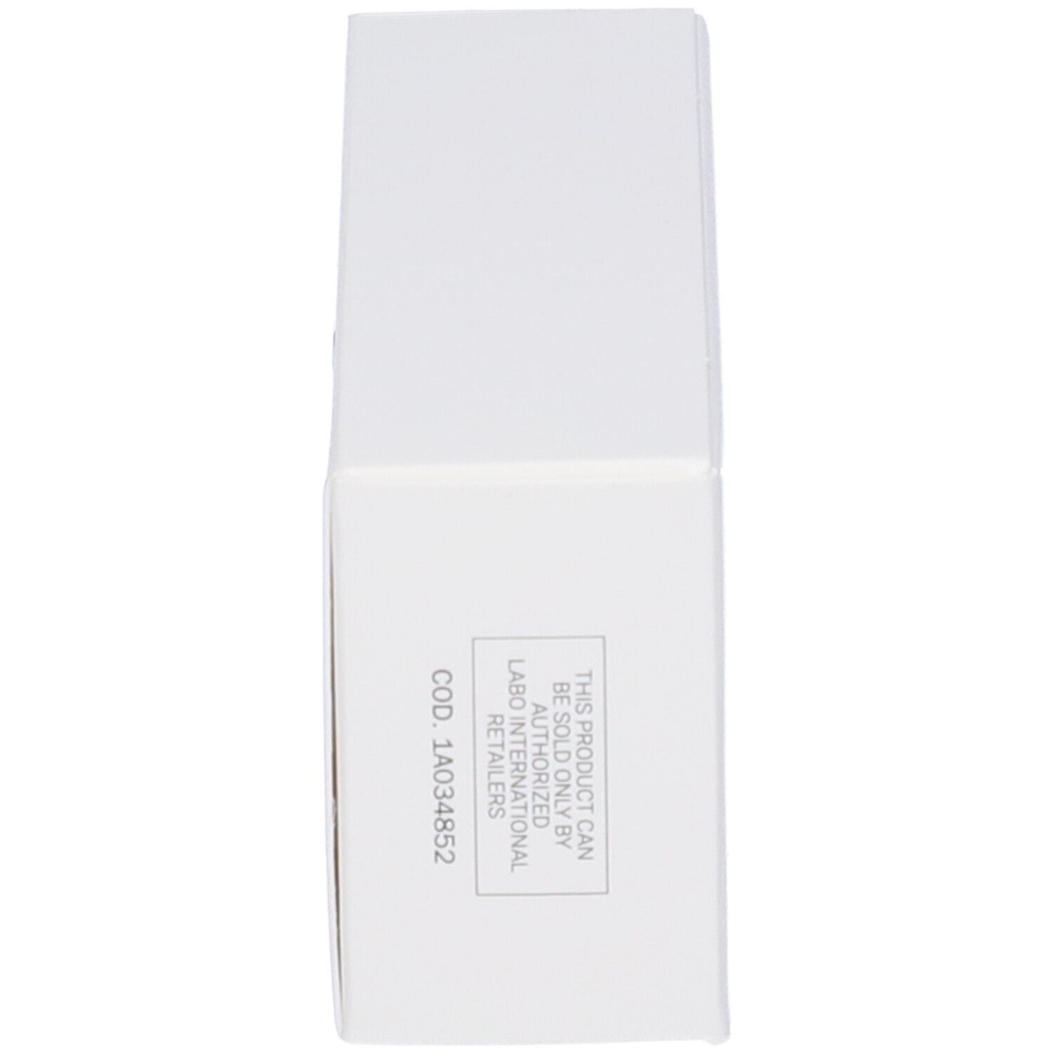 Scatola bianca con testo: Questo prodotto può essere venduto solo dai rivenditori autorizzati Labo International. Codice: 1A034852.