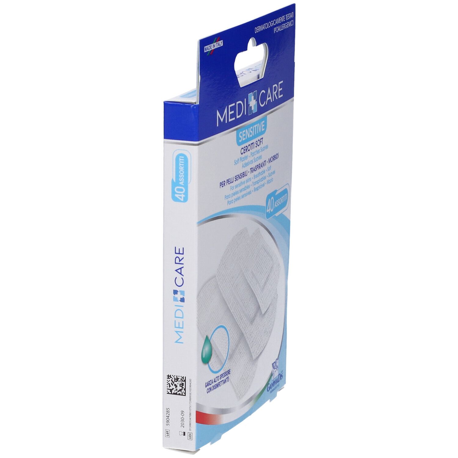 Vista laterale della confezione. Scritta: Medicare Sensitive Cerotti Soft. 40 assortiti. Con disinfettante.