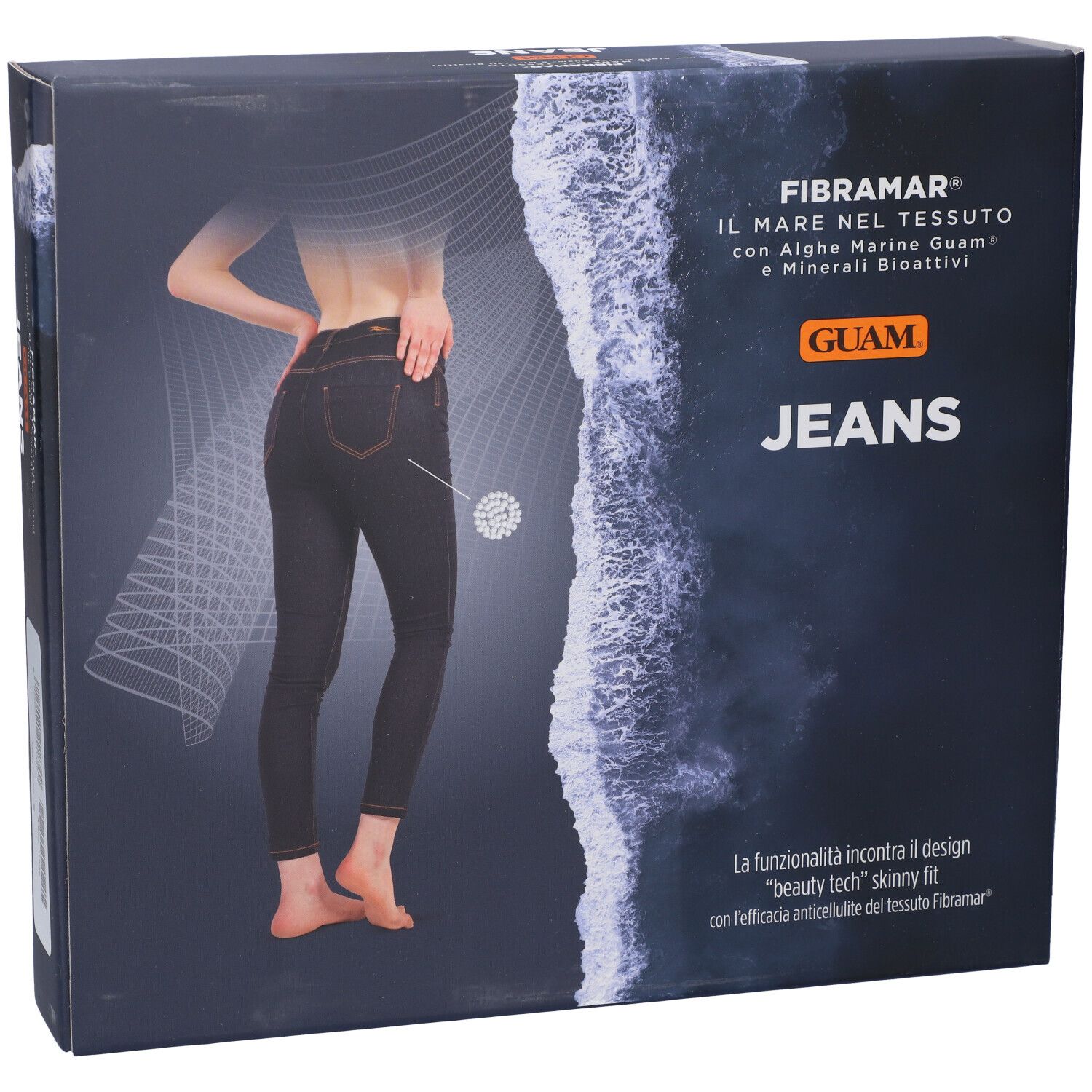 Confezione Guam Jeans. Scritta: Jeans, Fibramar, alghe, minerali. Immagine: donna in jeans neri.