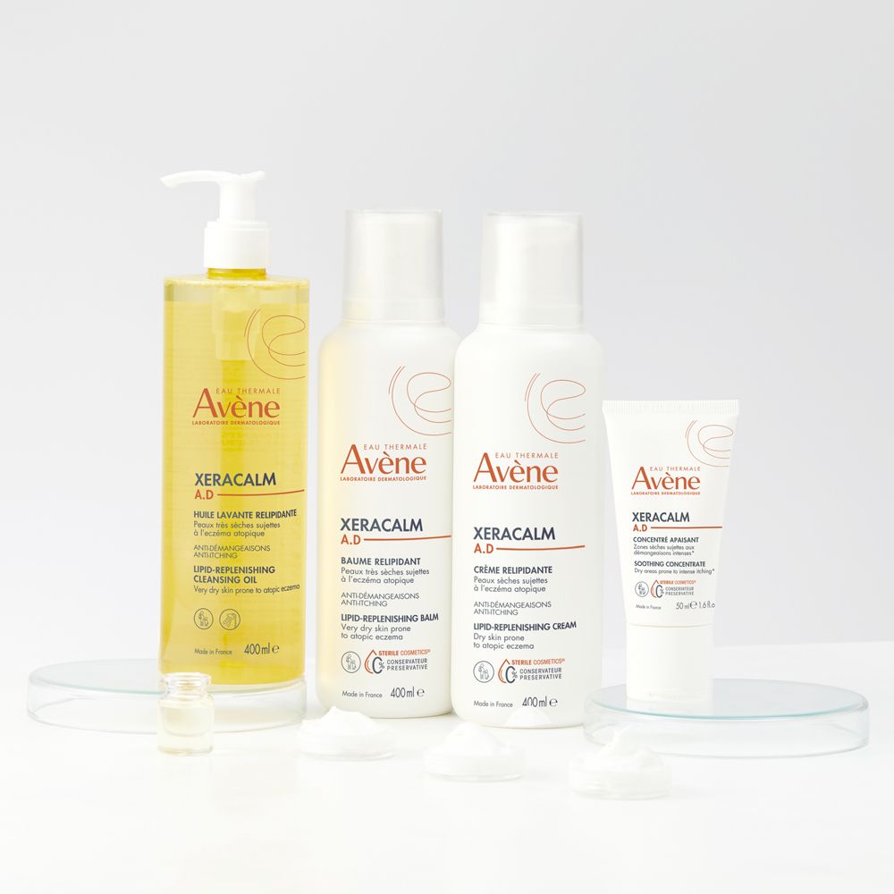 Quattro confezioni prodotti. Avene Xeracalm A.D. Olio, Balsamo, Crema e Concentrato.
