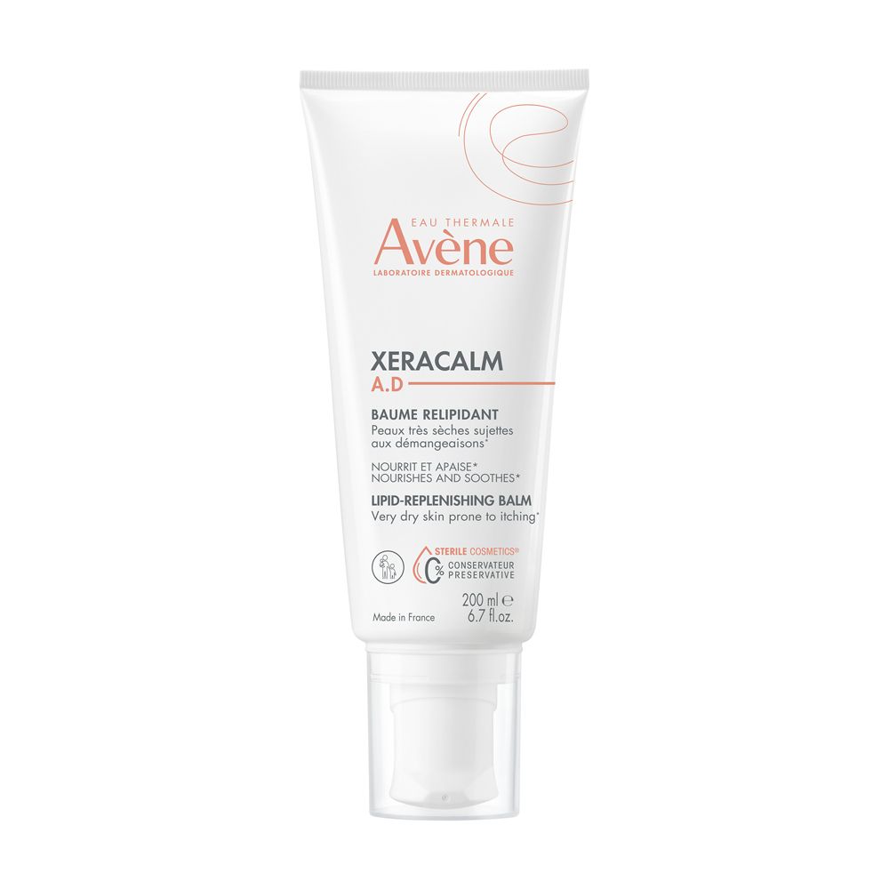 Tubo bianco con scritta rossa Eau Thermale Avène Xeracalm A.D. Balsamo Liporestitutivo. Cosmetico sterile.