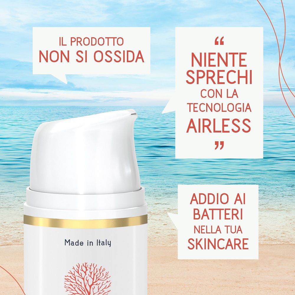 Primo piano del dispenser della crema corpo al collagene marino Tone Up, tecnologia Airless.