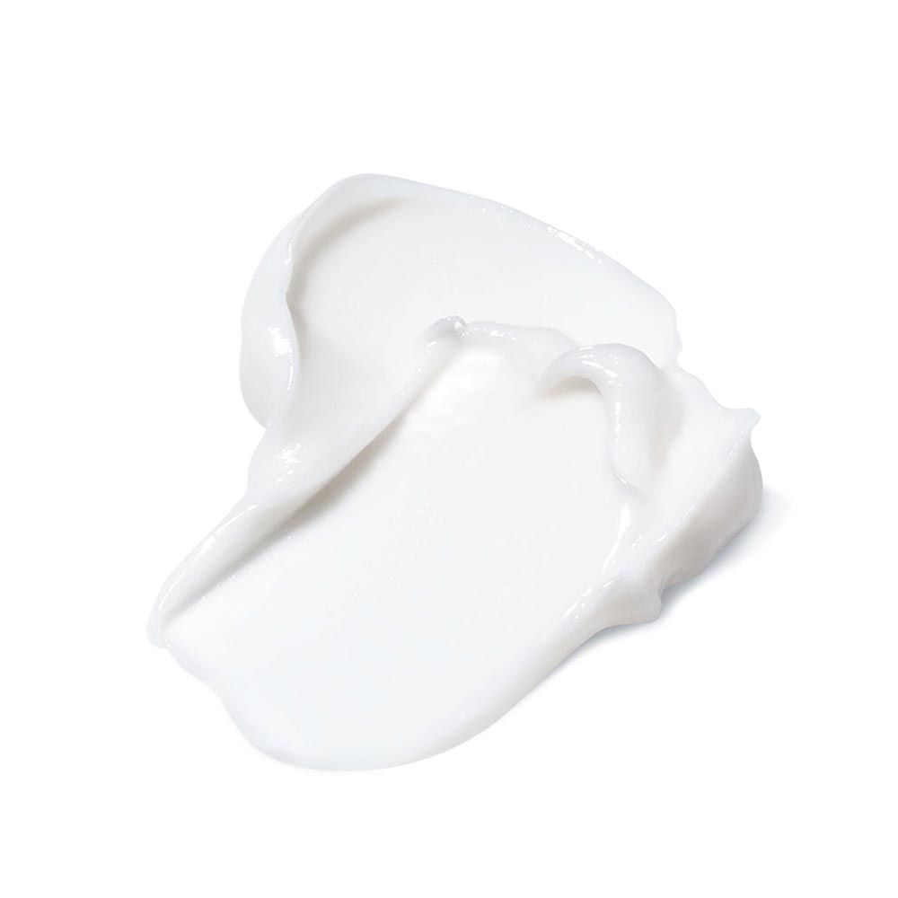 Prodotto cremoso bianco, in due fili su sfondo bianco.