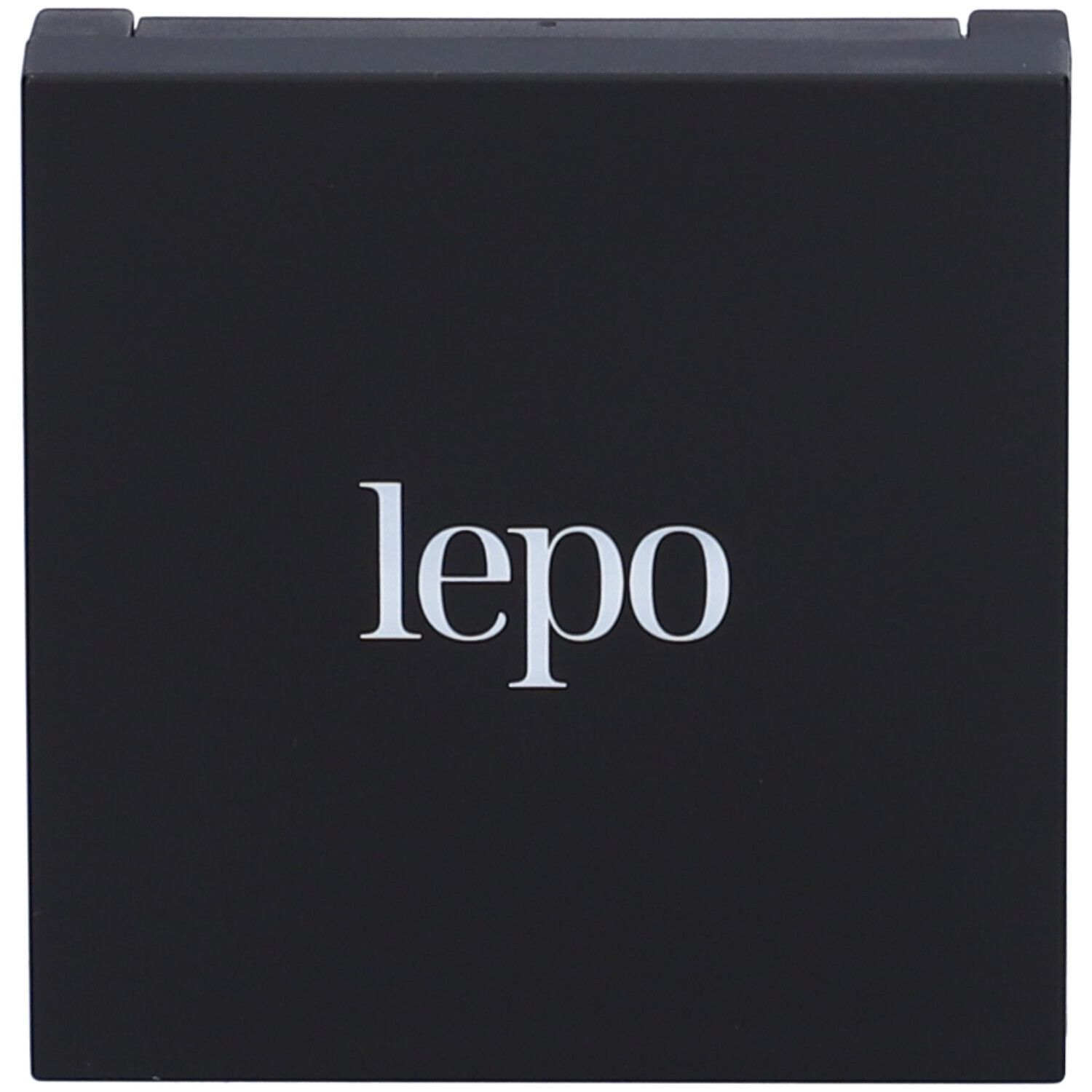 Confezione nera del fondotinta compatto con logo LEPO bianco.