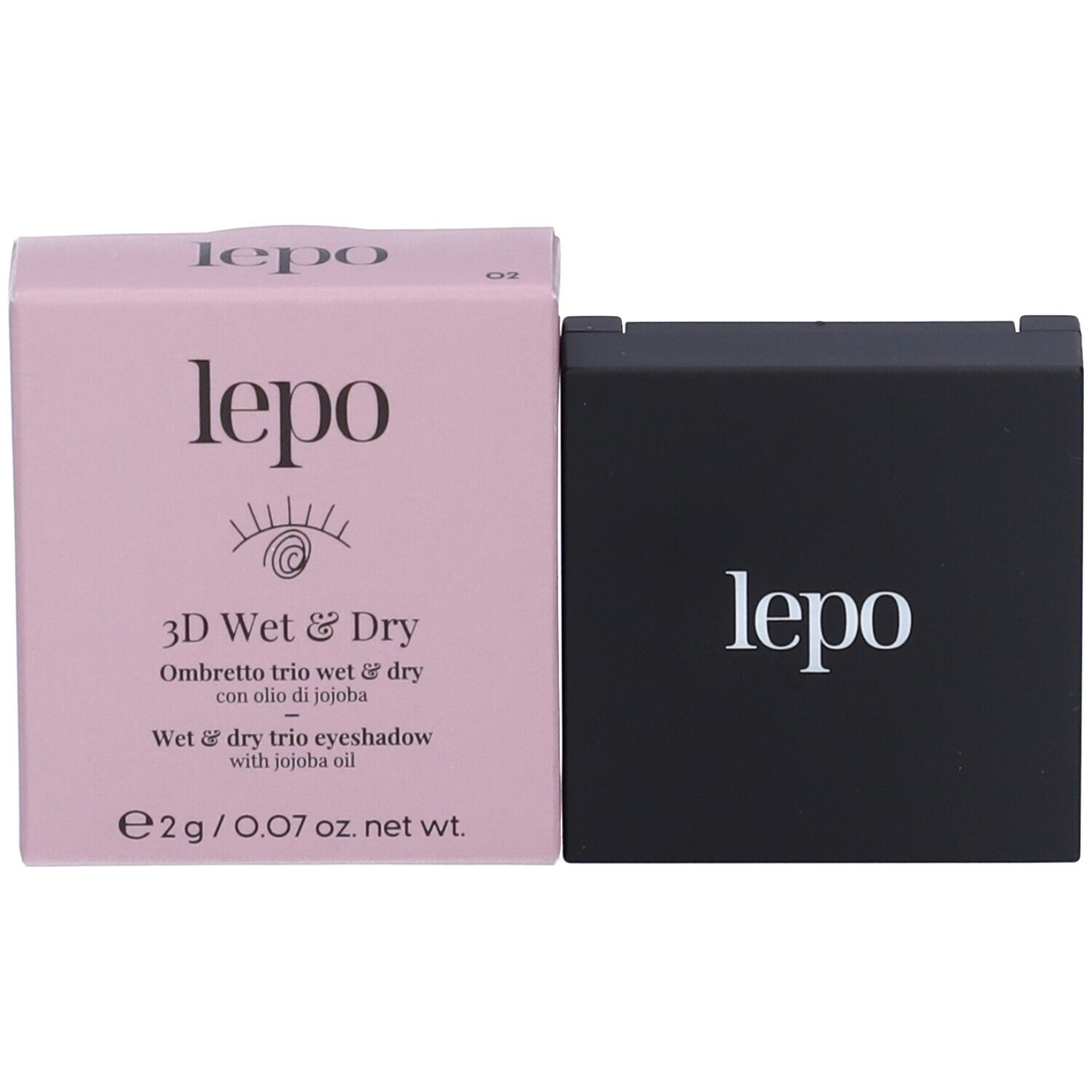 Confezione ombretto e confezione ombretto aperta. Testo: lepo, 3D Wet & Dry, e 2g/0.07 oz. net wt.