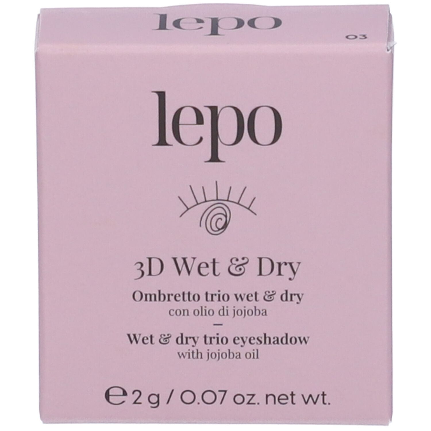 Confezione rosa LEPO 3D Wet & Dry. Testo: 3D Wet & Dry, Ombretto trio wet & dry, e 2g/0.07 oz. net wt.