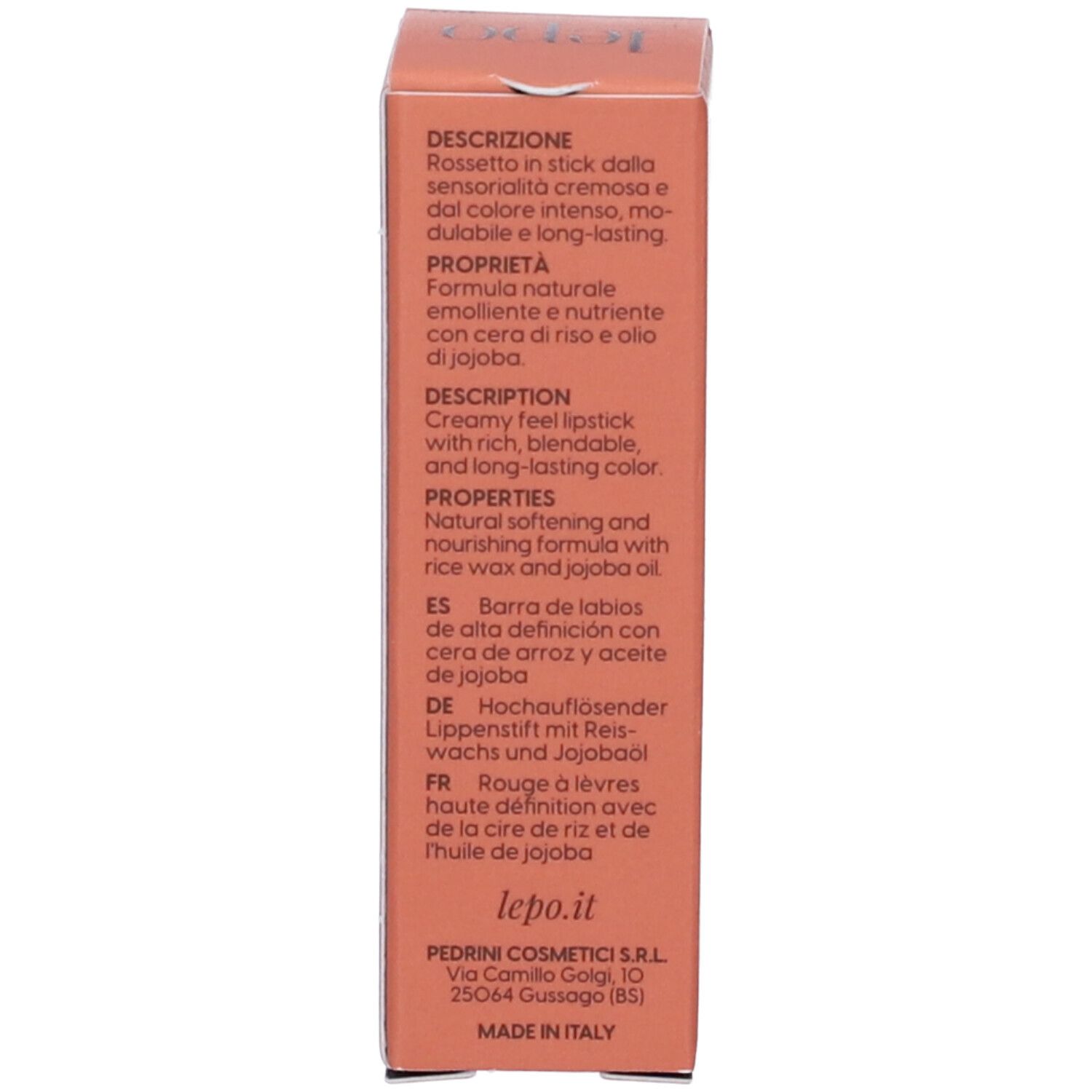 Confezione con descrizione del prodotto in più lingue. Contiene informazioni sulle proprietà.