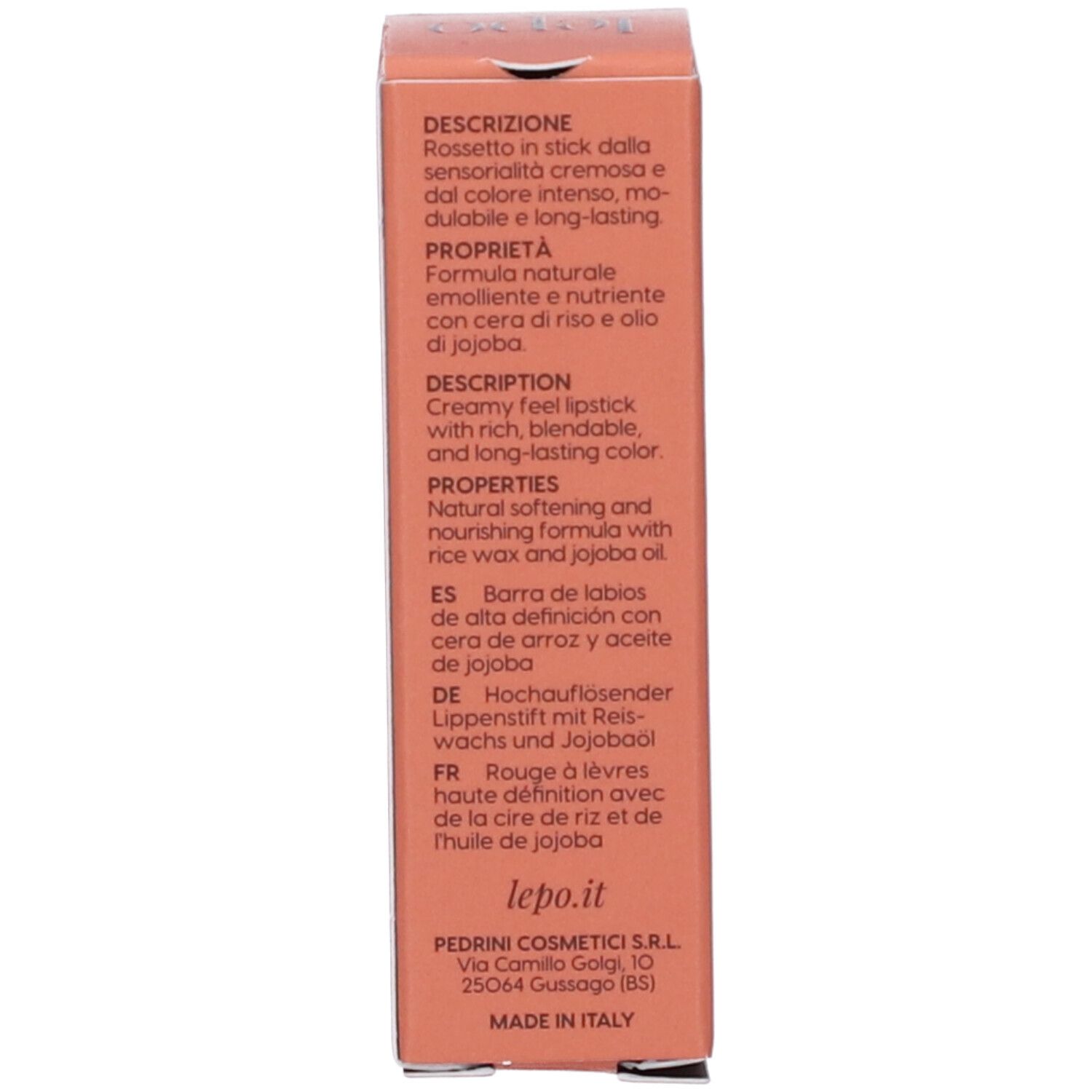 Confezione con testo sulle proprietà del rossetto, ingredienti e origine.