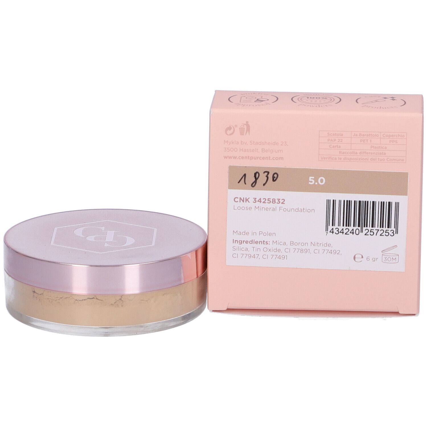 Cent Pur Cent Loose Mineral Foundation. Confezione rosa con informazioni sul prodotto. Barattolo con polvere minerale. Tonalità 5.0.