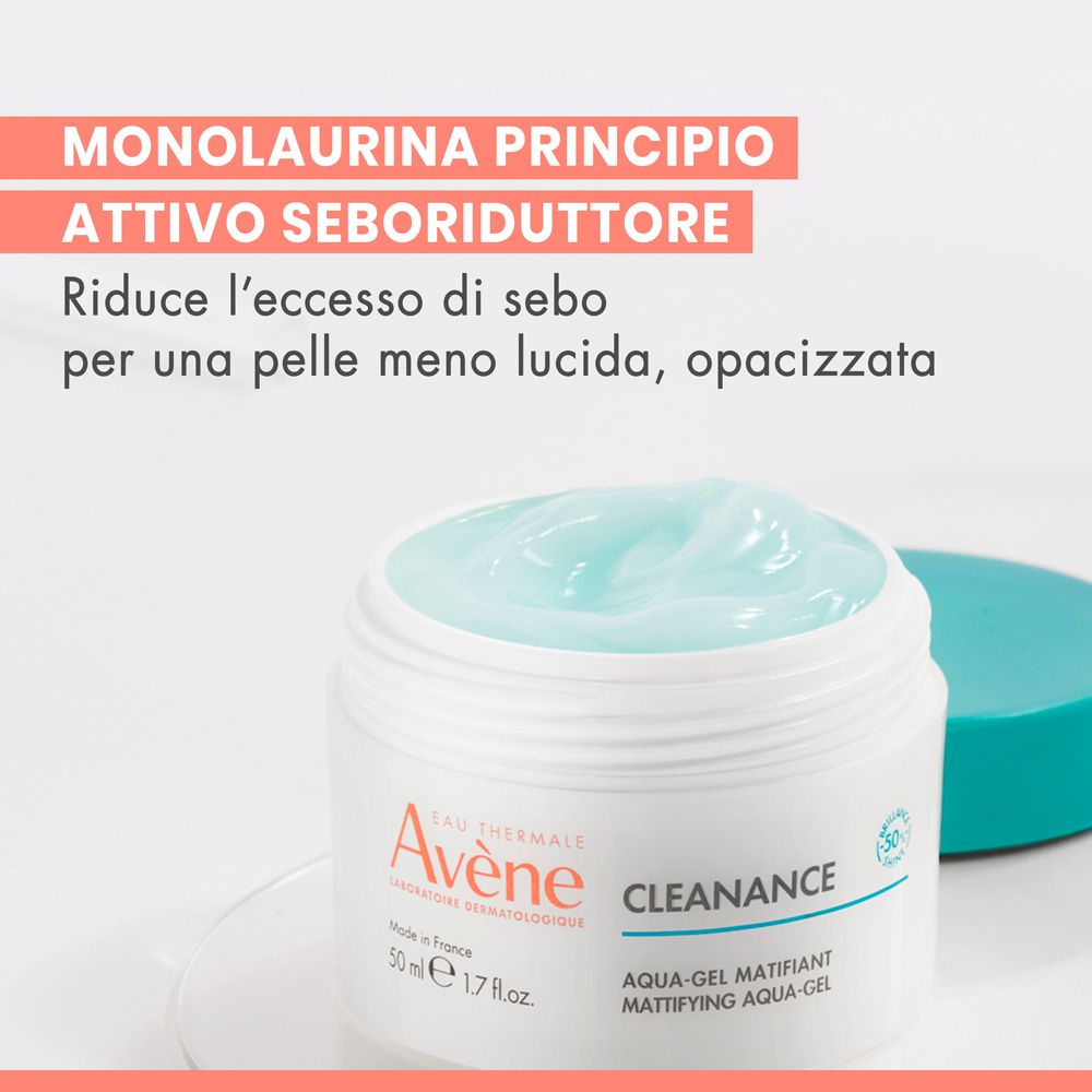Vasetto bianco con coperchio blu. Scritta: Eau Thermale Avène, Cleanance, Aqua-Gel matifiant.