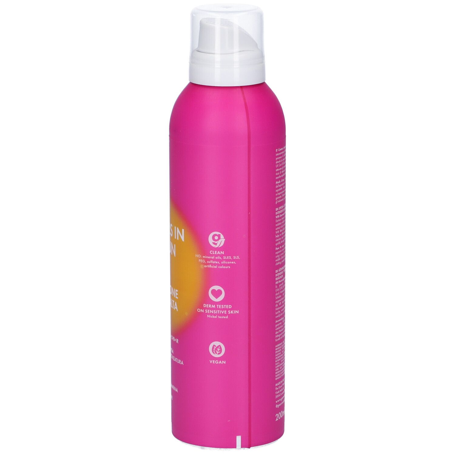 Flacone spray rosa con erogatore bianco. Scritta: Goovi, Lovers in the Sun, SPF 50+. Simboli.