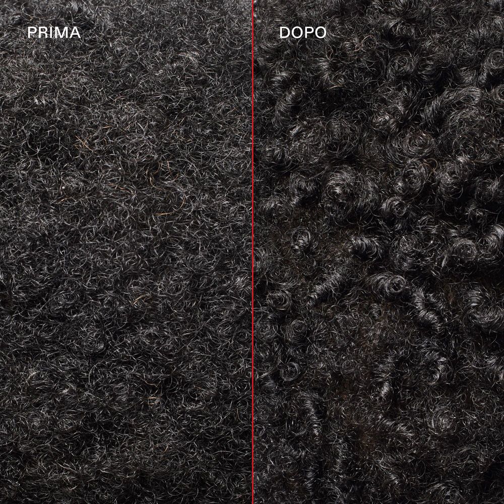 Due immagini di capelli. Sinistra: prima del trattamento. Destra: dopo il trattamento. Capelli neri ricci.