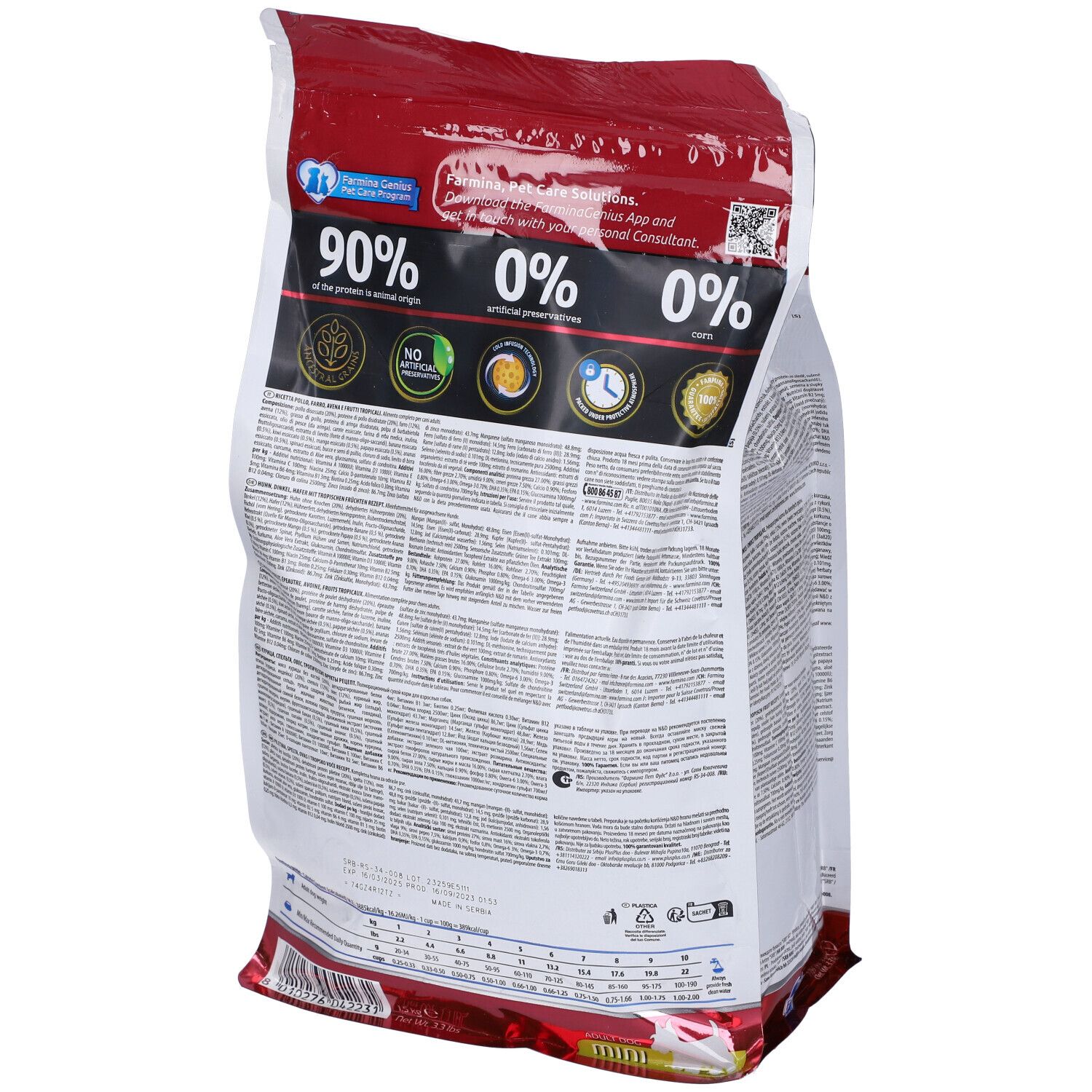 Retro della confezione di cibo per cani. Scritta: 90% di origine animale, 0% conservanti artificiali, 0% cereali.