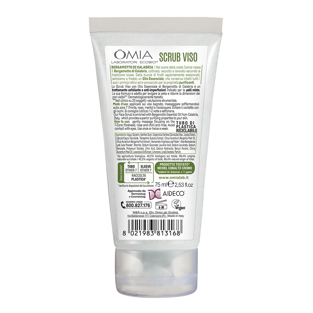Retro del tubo di crema. Informazioni testuali, ingredienti, indirizzo del produttore, indicazioni di riciclo e codice a barre.