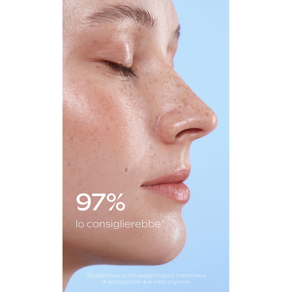 Profilo del viso. Testo: Il 97% lo consiglierebbe. Studio dopo 1 settimana.