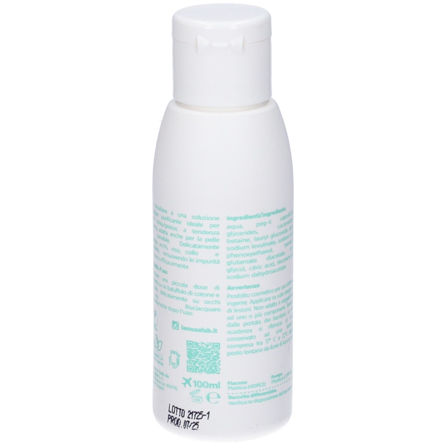 Retro di un flacone bianco. Testo con ingredienti e istruzioni per l'uso. Scritta: LAMUSELAB, Eau Micellaire.