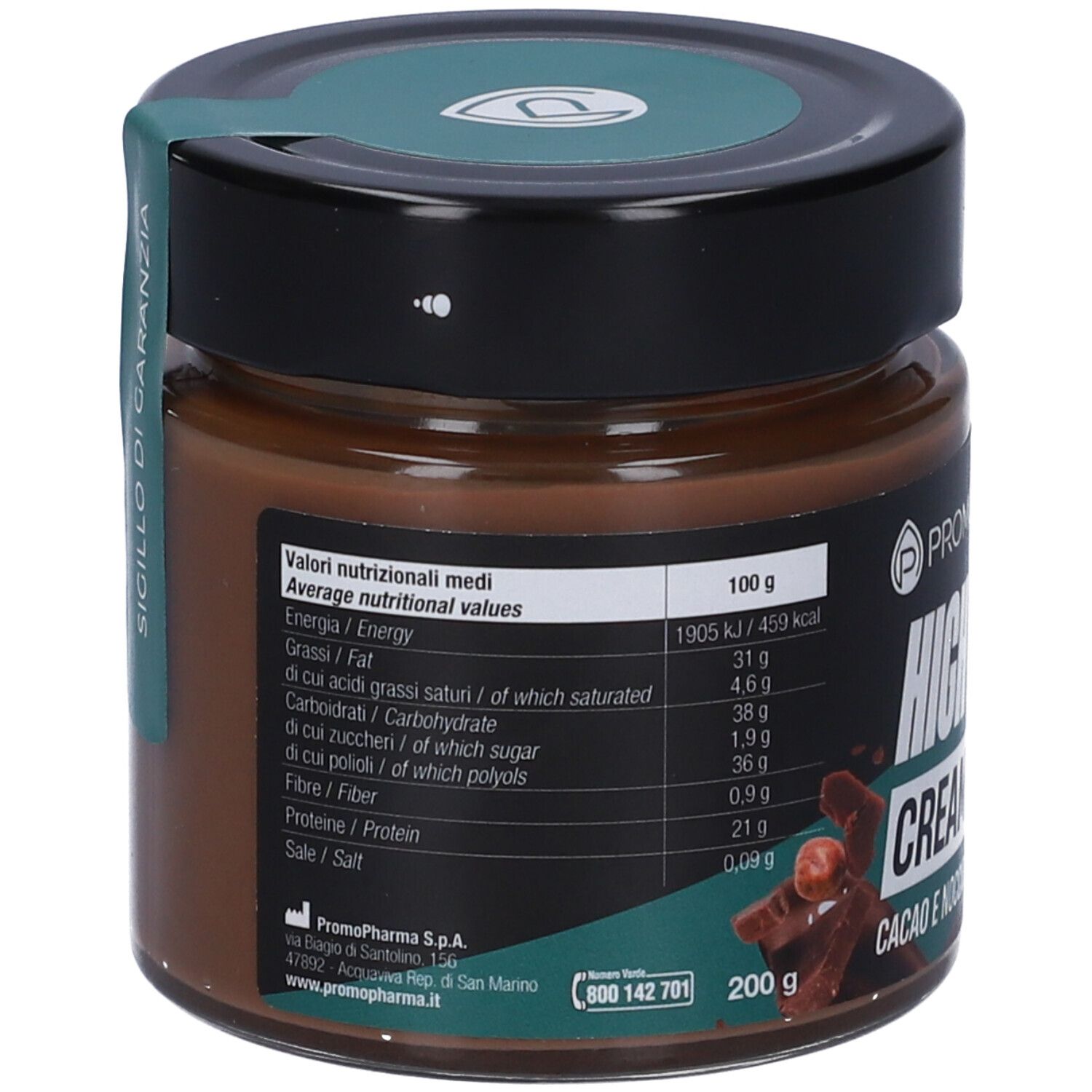 Vasetto di crema al cioccolato. Retro con informazioni nutrizionali. Scritta: High Protein Cream, Cacao e Nocciole. Marchio: PromoPharma.