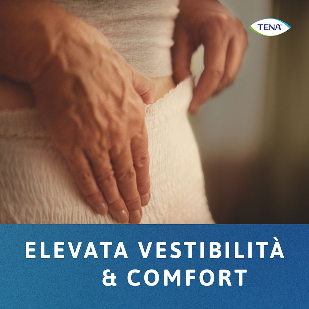 Persona indossa mutandine TENA bianche. Testo: Elevata vestibilità & comfort. Logo TENA.