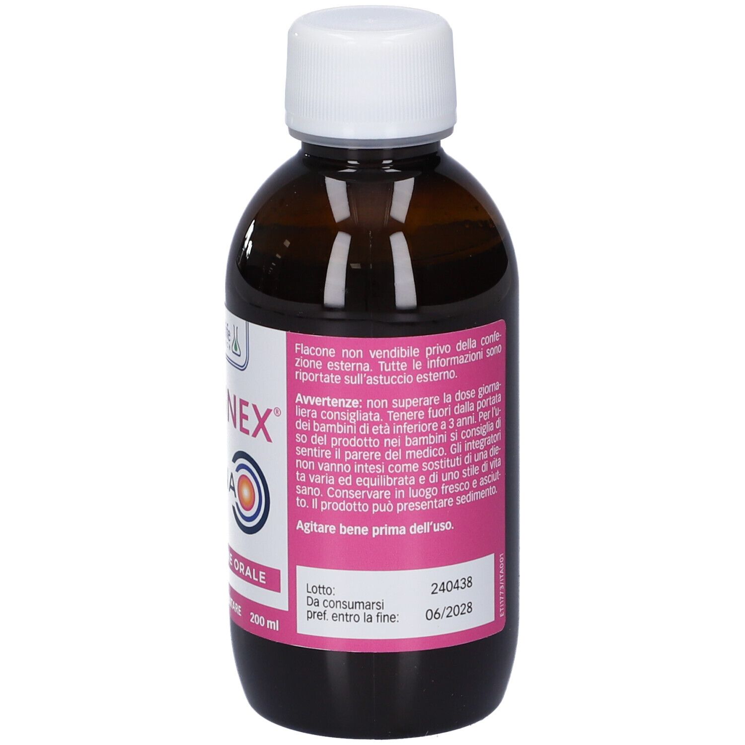 Flacone in vetro marrone, tappo bianco. Etichetta con testo e scadenza. 200 ml.